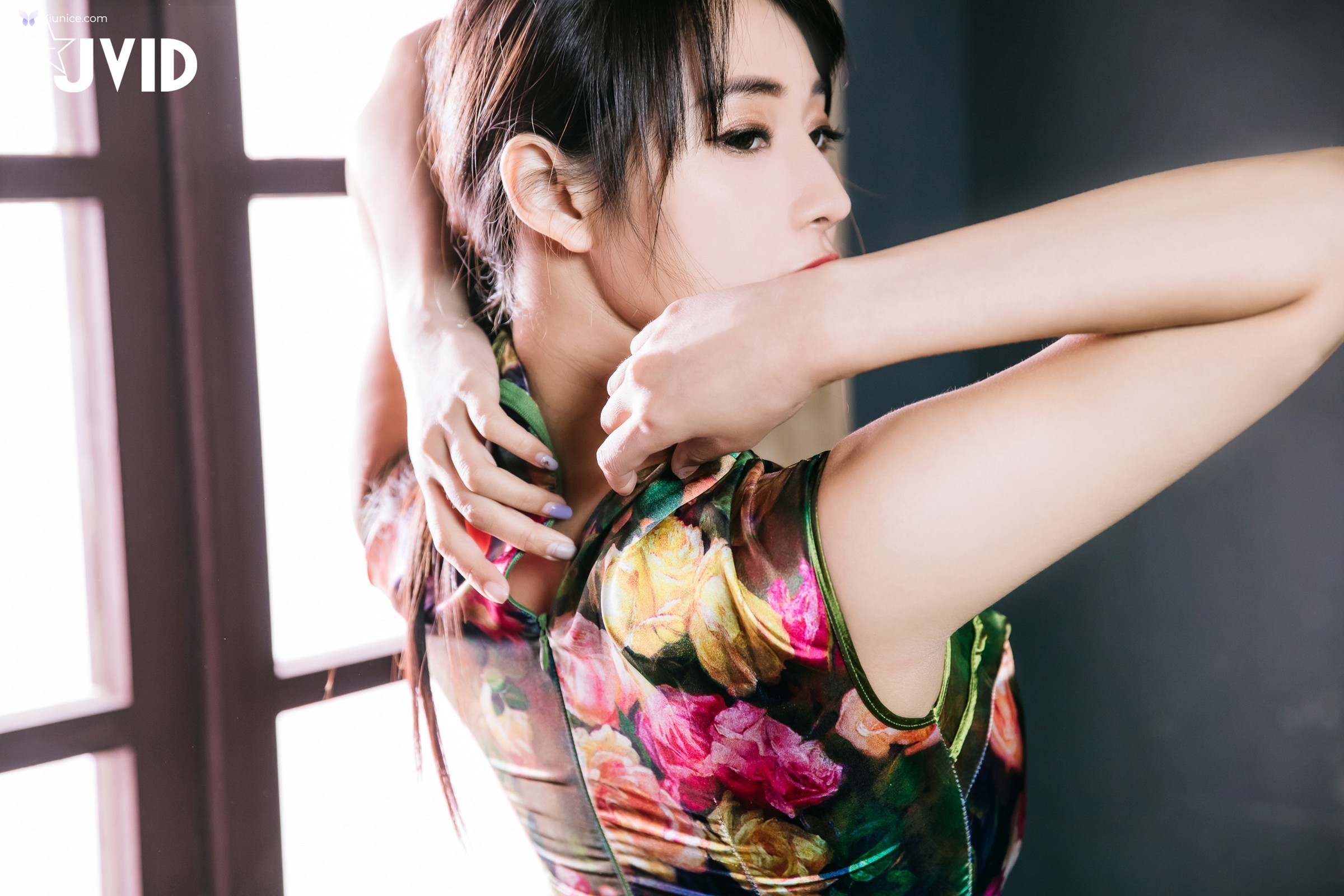 JVID Lele 樂樂 – 性感女神樂樂旗袍裝 第31张
