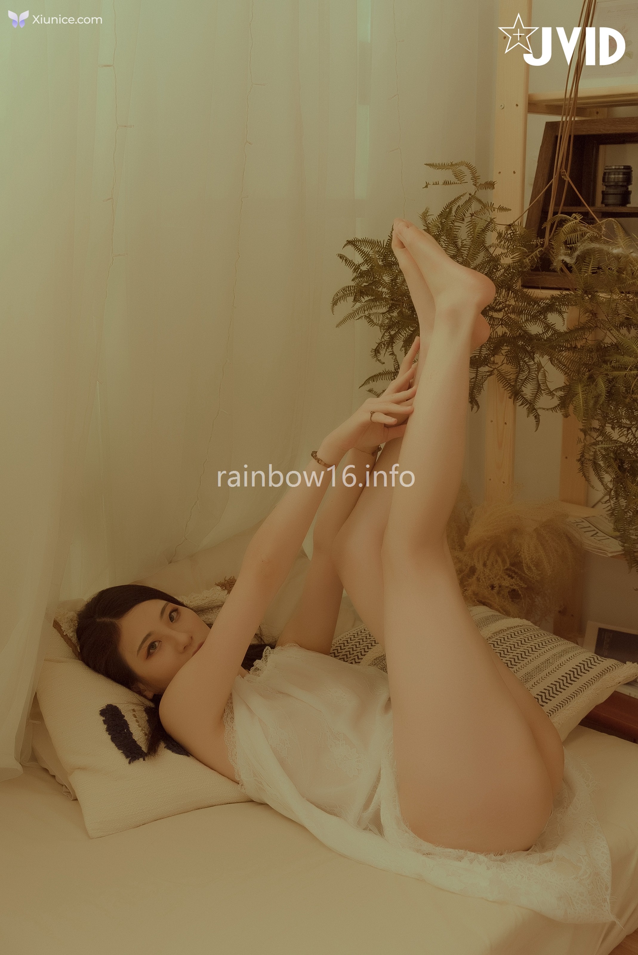 JVID 阿黎 – 全裸露點最初的小美好唯美系空靈女孩-阿瓈 第18张