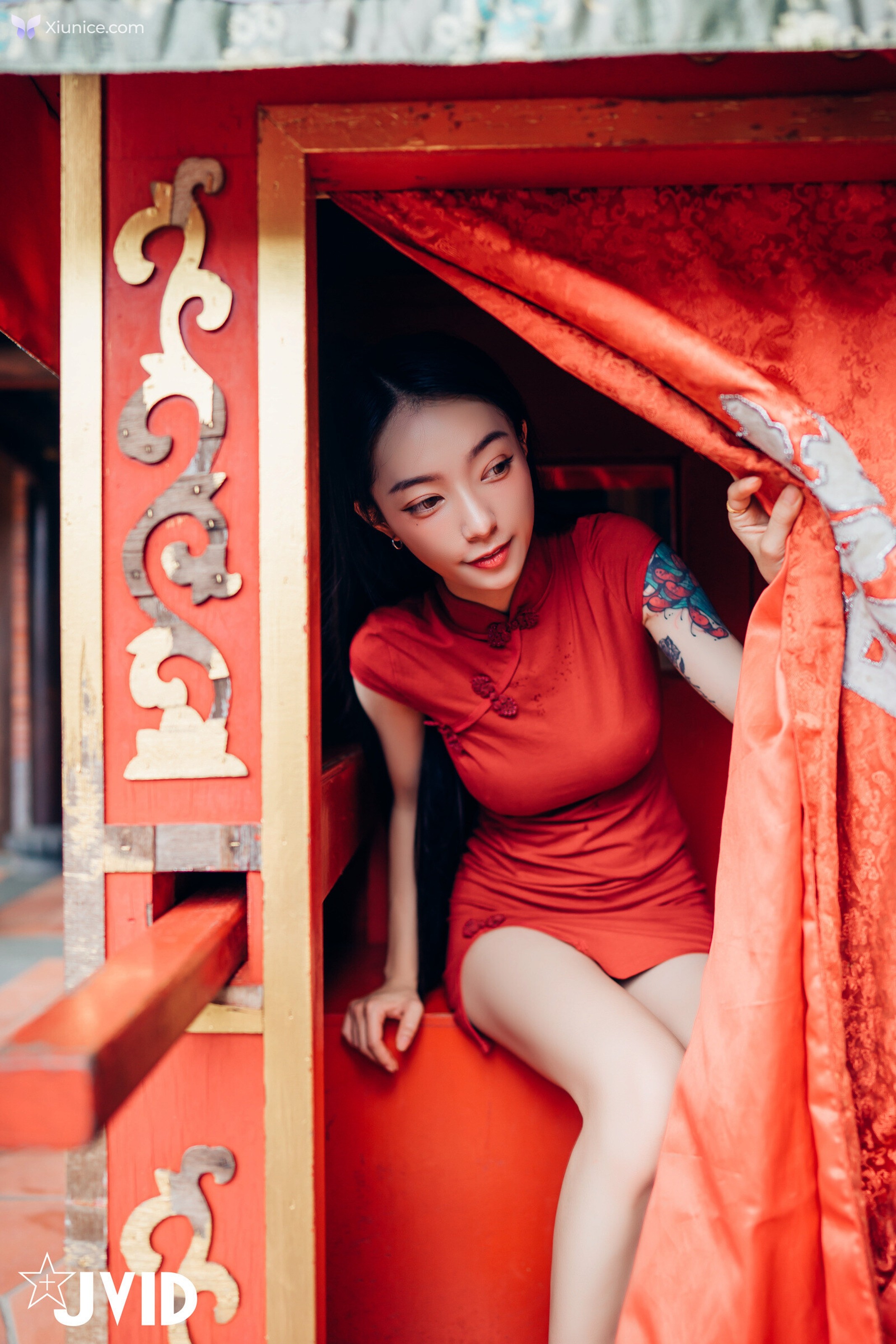 JVID 飄飄哥 – 飄飄女神 色色旗袍系列絕美的體態最適合穿緊身 透明 色色的旗袍 有緊身的 情趣的 透明的… 第145张