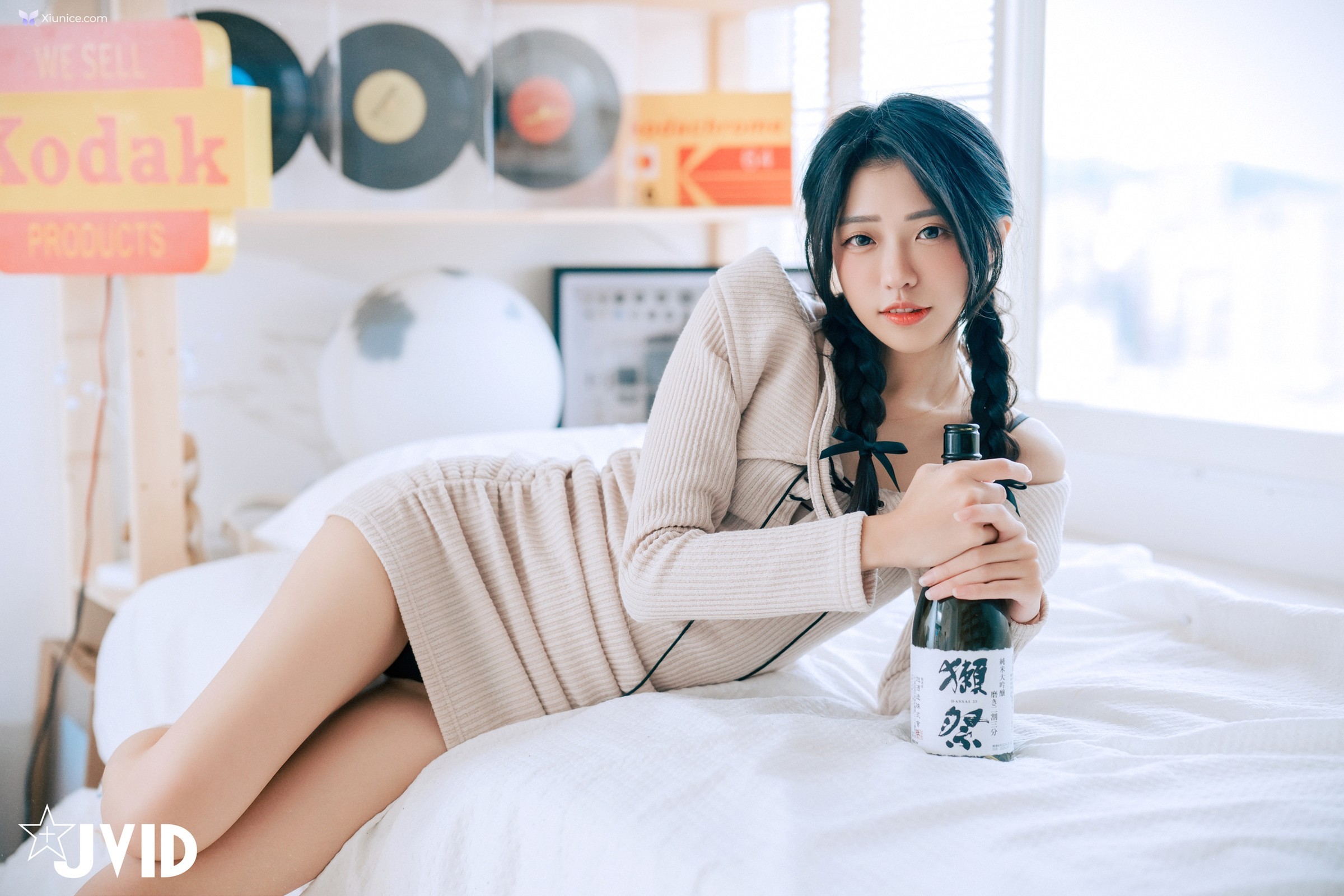 JVID 妍妍 Angel – 生日酒醉の強制性侵妍妍喝醉遭友人帶回脫光侵犯開腿露出美鮑主動撫摸肉棒 第335张