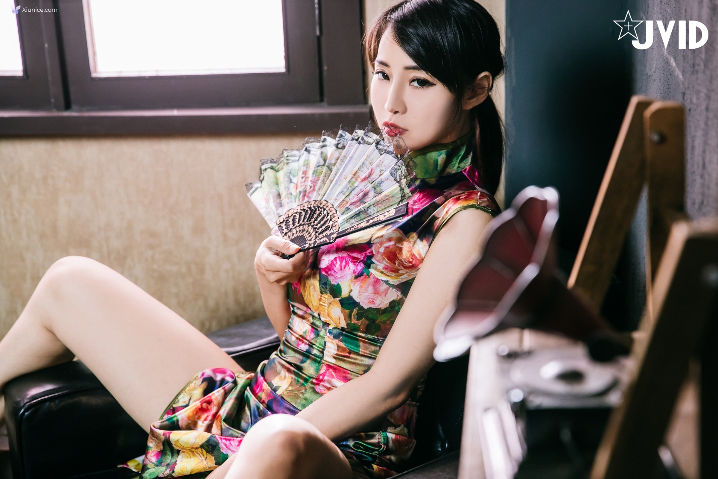 JVID Lele 樂樂 – 性感女神樂樂旗袍裝 第18张