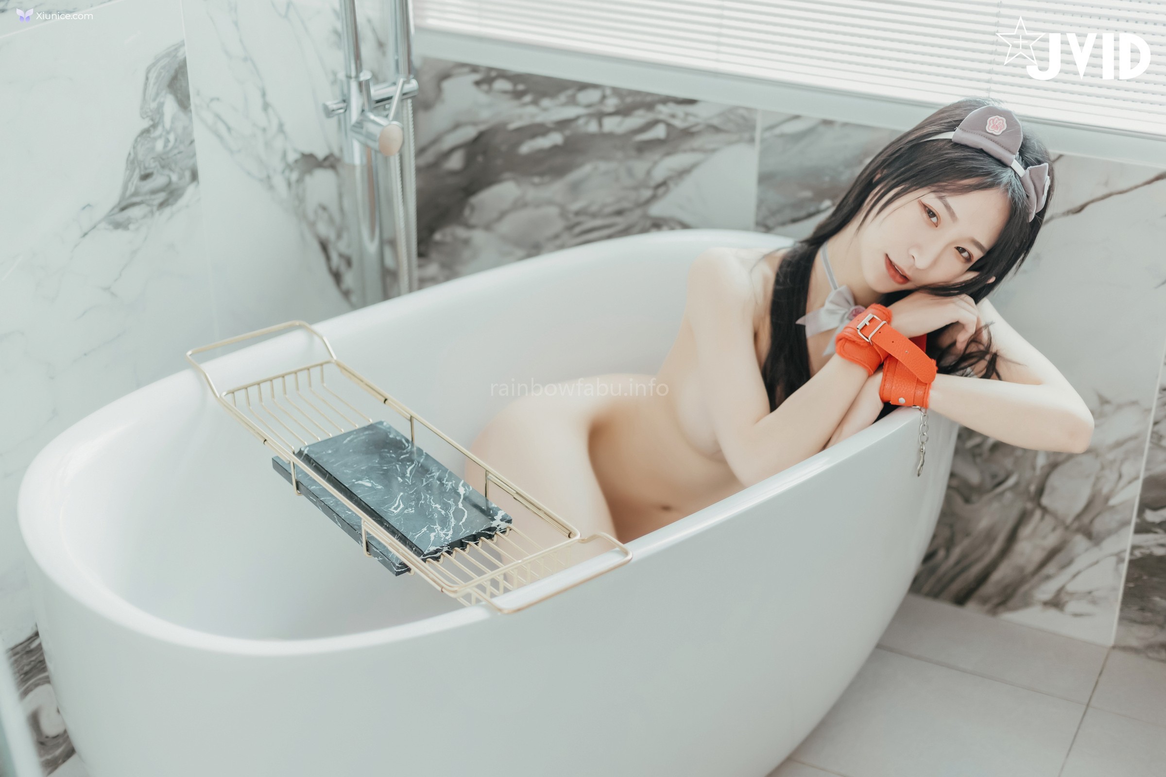 JVID Sunny小采緹 – 開腿綑綁過節寂寞難耐自己玩起來的Sunny小僕娘 第49张