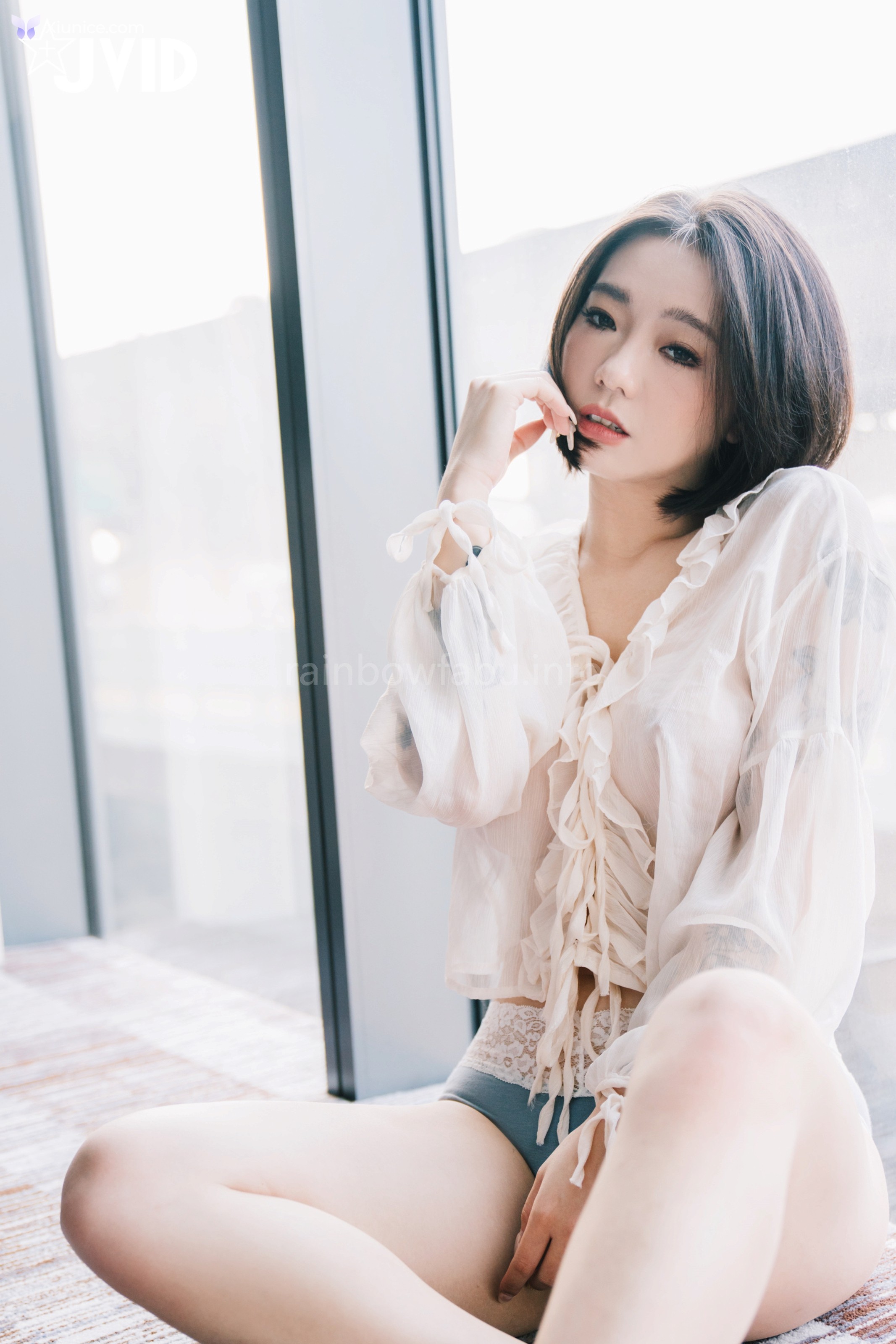 JVID 雅捷 – 你絕對沒看過的超清純從良版E奶雅捷.絕美人妻再清澀在你面前也只能兩腿開開 第1张