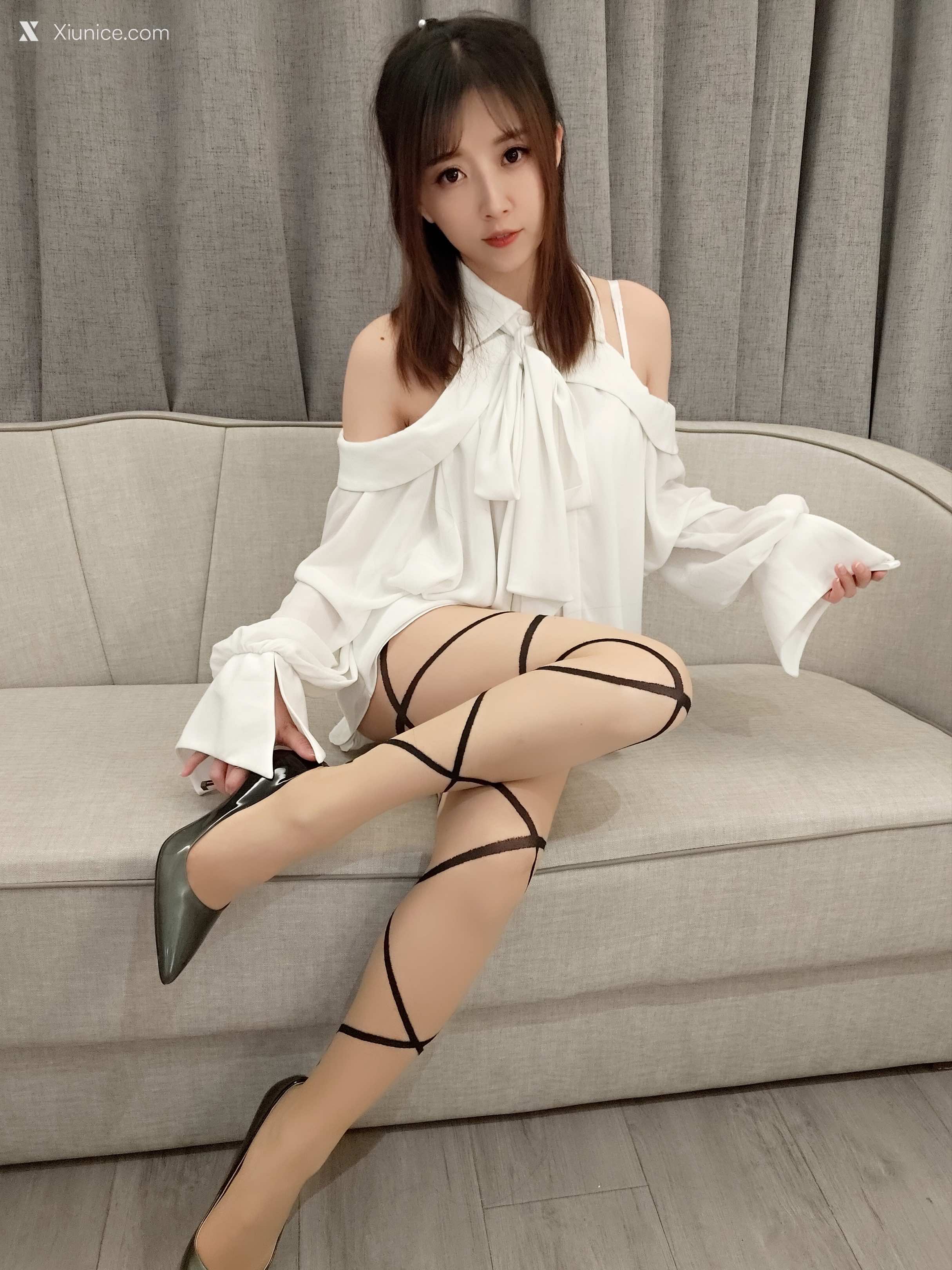 Coser@小女巫露娜 Vol.004 条纹提花白衬衣 第22张