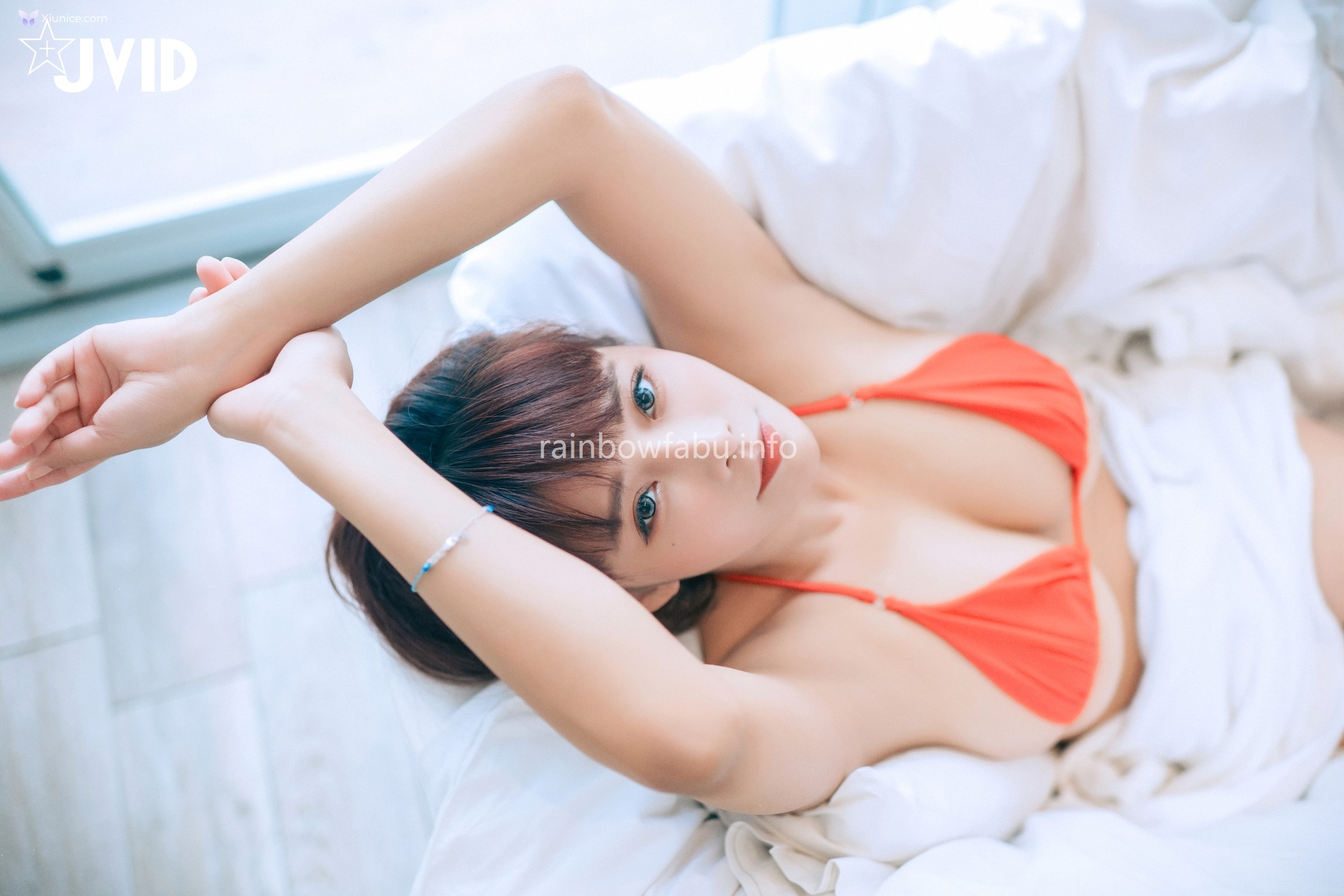 JVID Lele 樂樂 – 濕身露出豪乳 開腿露鮑 誘惑丈夫下屬後入猛撞 暴力巨乳搖晃淫蕩人妻濕身誘惑 第268张