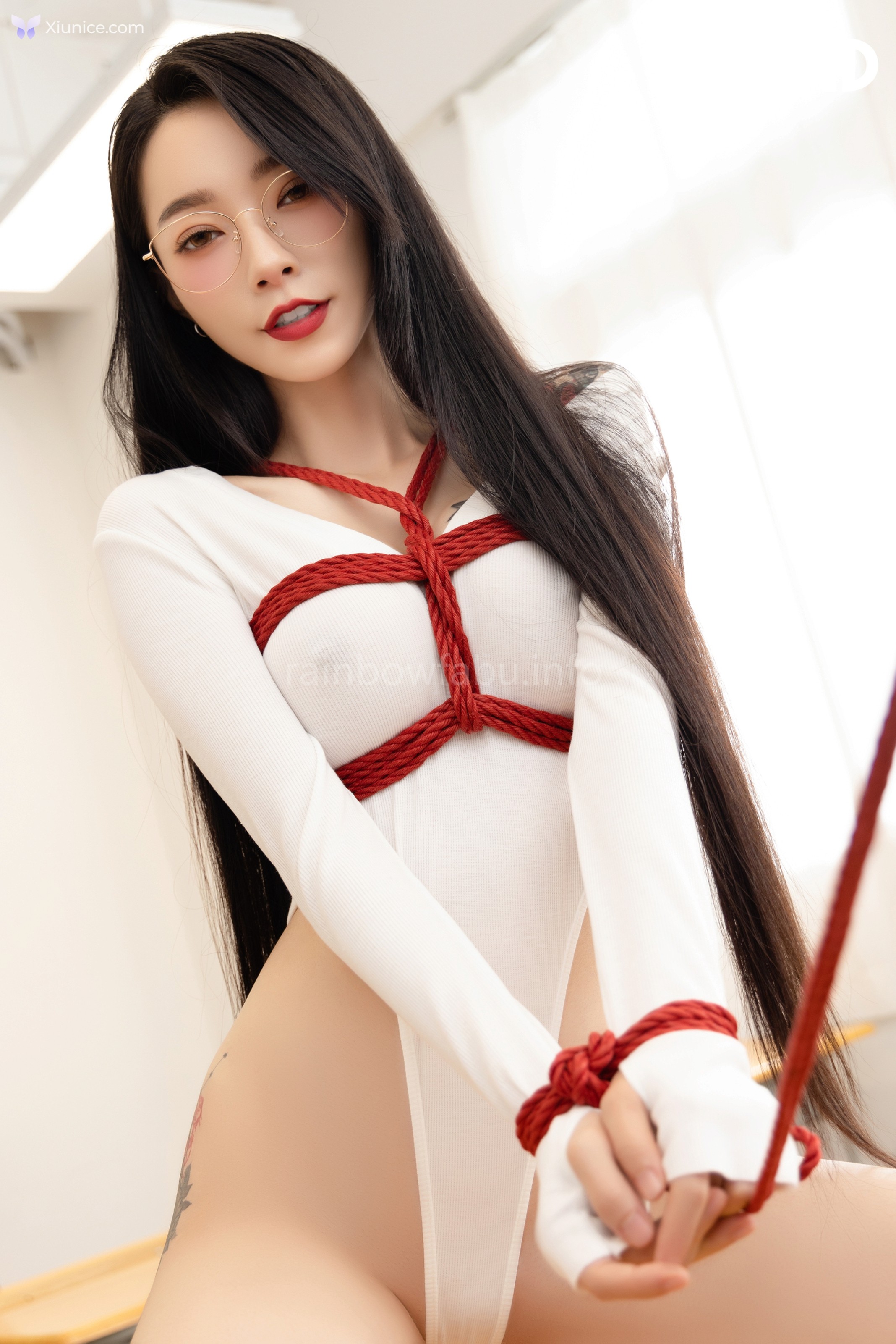 JVID 飄飄哥 – 超敏感トM女教師飄飄哥緊縛調教初体験 Teacher thirst for shibari 第1张