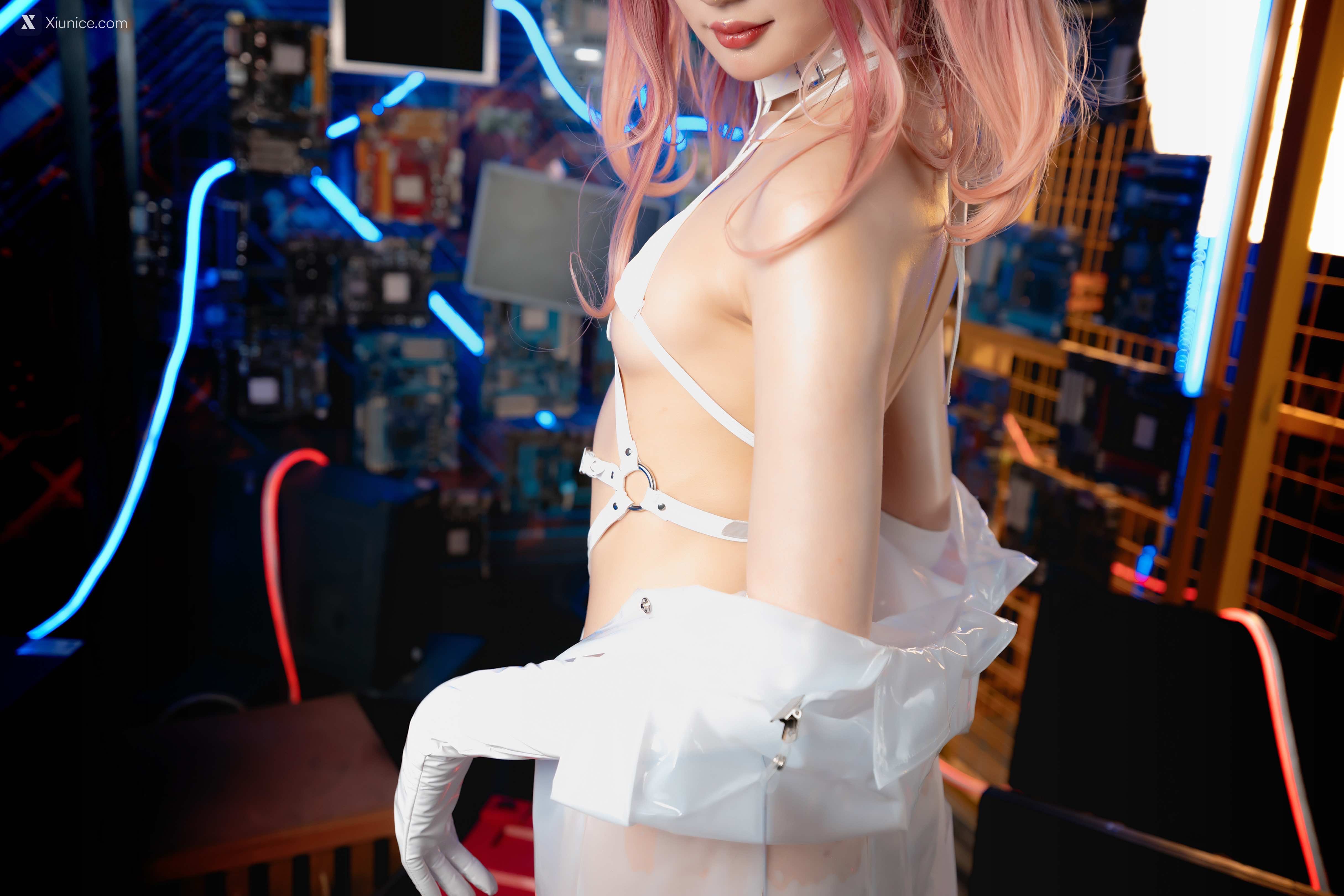 Coser@神楽坂真冬 Vol.057 绝对企画-透明黑白护士双人《無色哲学》 第121张