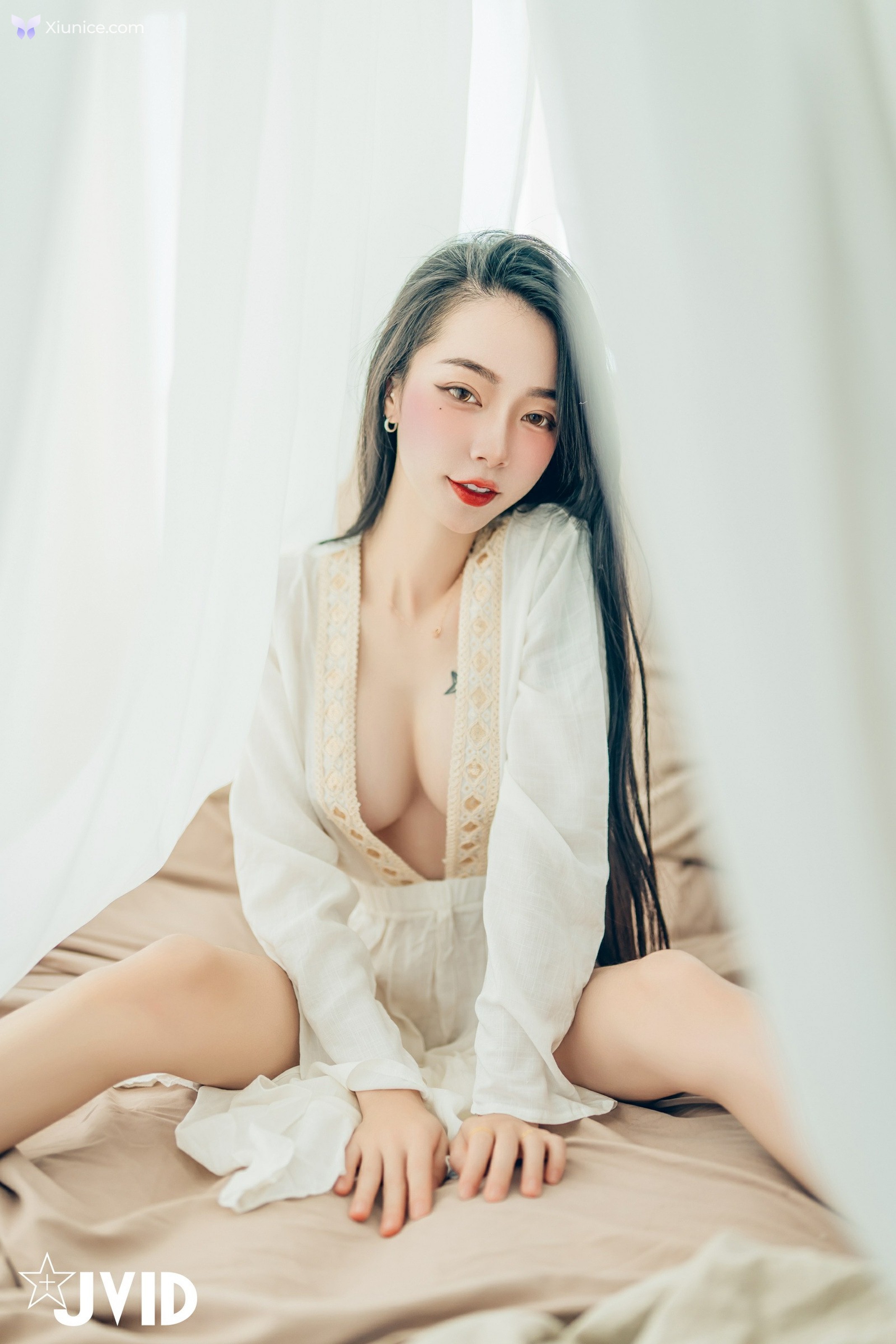 JVID 飄飄哥 – 巨乳飄飄女神精心打造的誠意寫真動漫般的完美身材還有超可愛的神祕客串喔 第117张