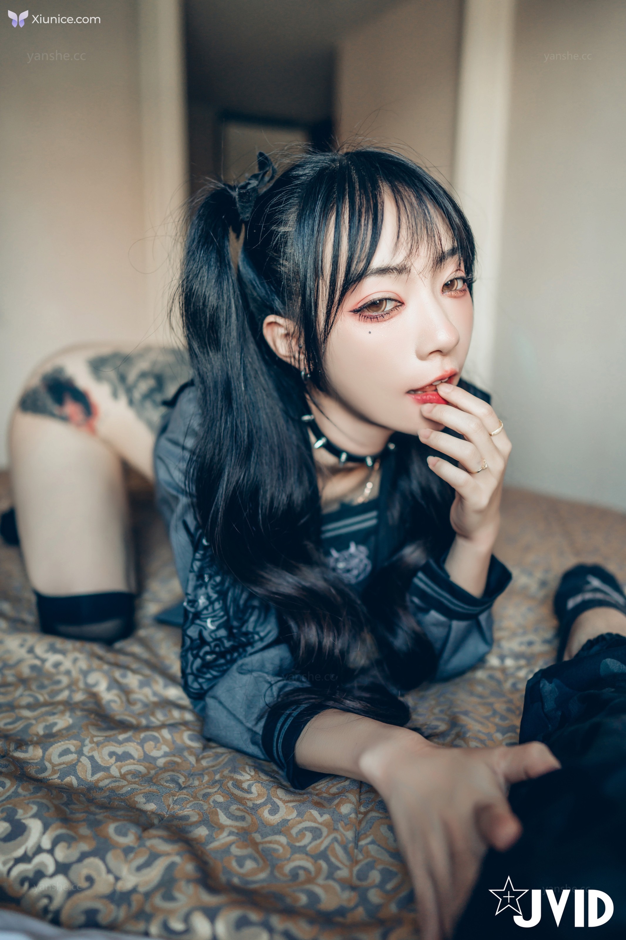 JVID 飄飄哥 – 色色妄想系列 校花也是大姐頭 第17张