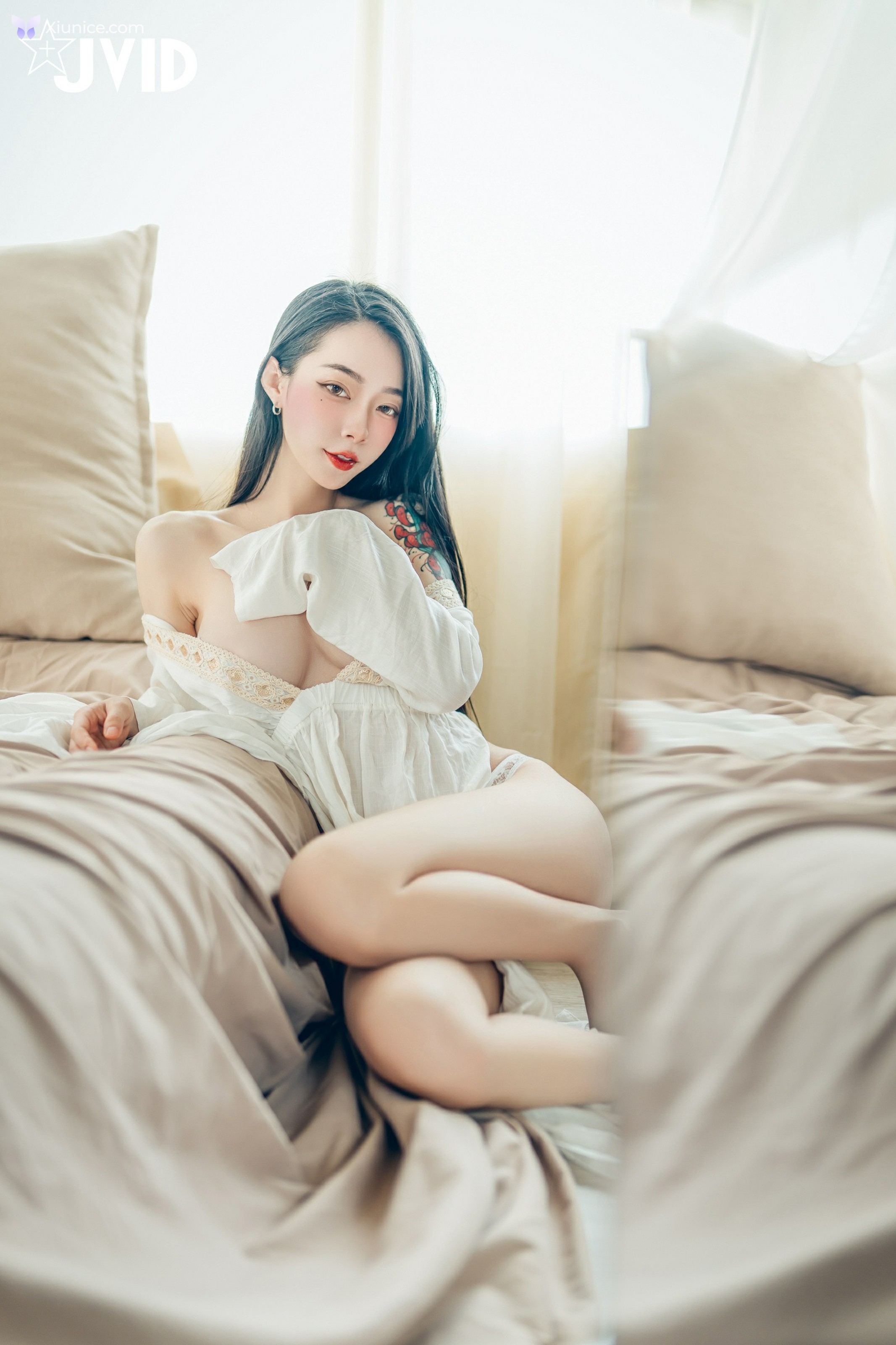 JVID 飄飄哥 – 巨乳飄飄女神精心打造的誠意寫真動漫般的完美身材還有超可愛的神祕客串喔 第106张