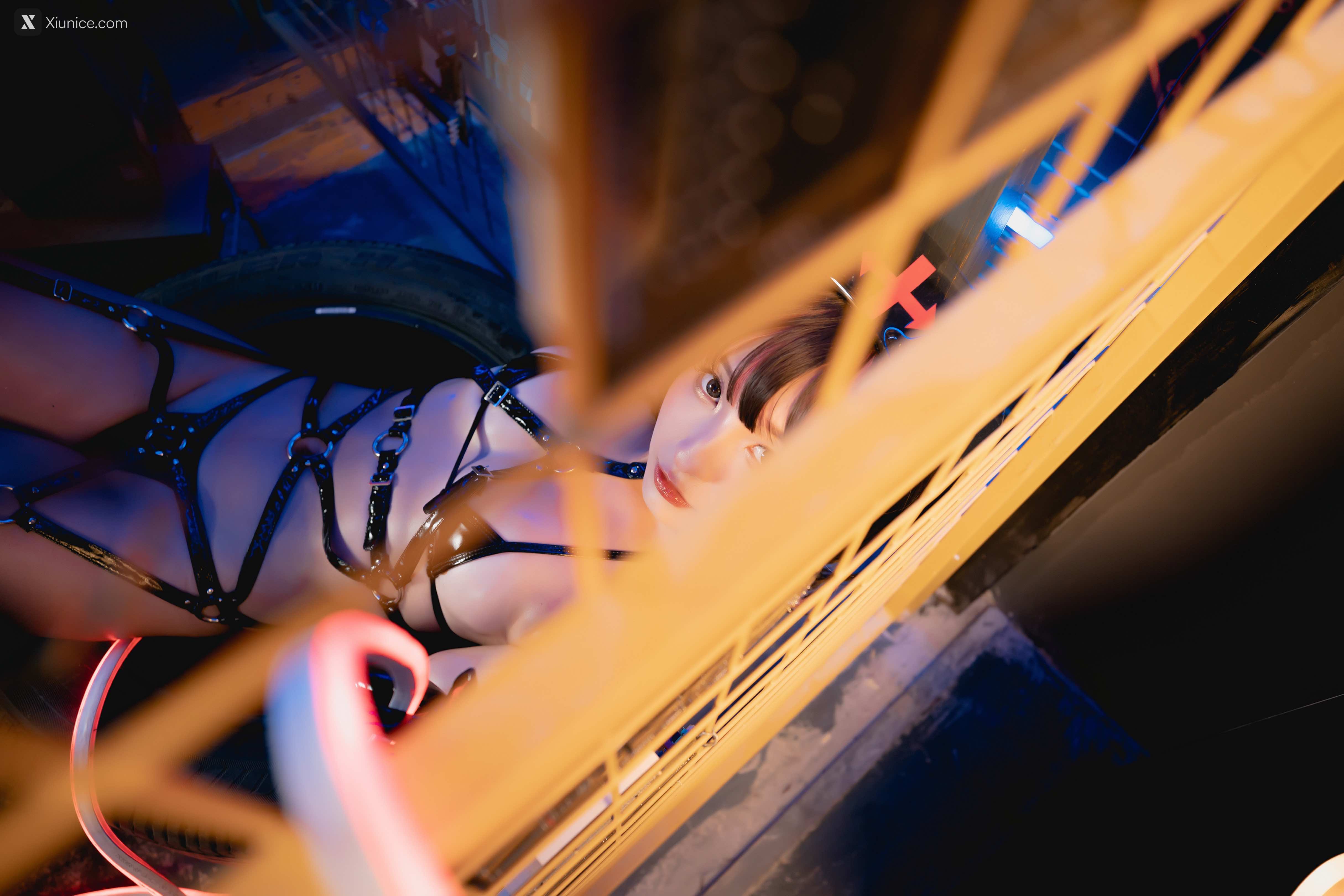 Coser@神楽坂真冬 Vol.057 绝对企画-透明黑白护士双人《無色哲学》 第41张