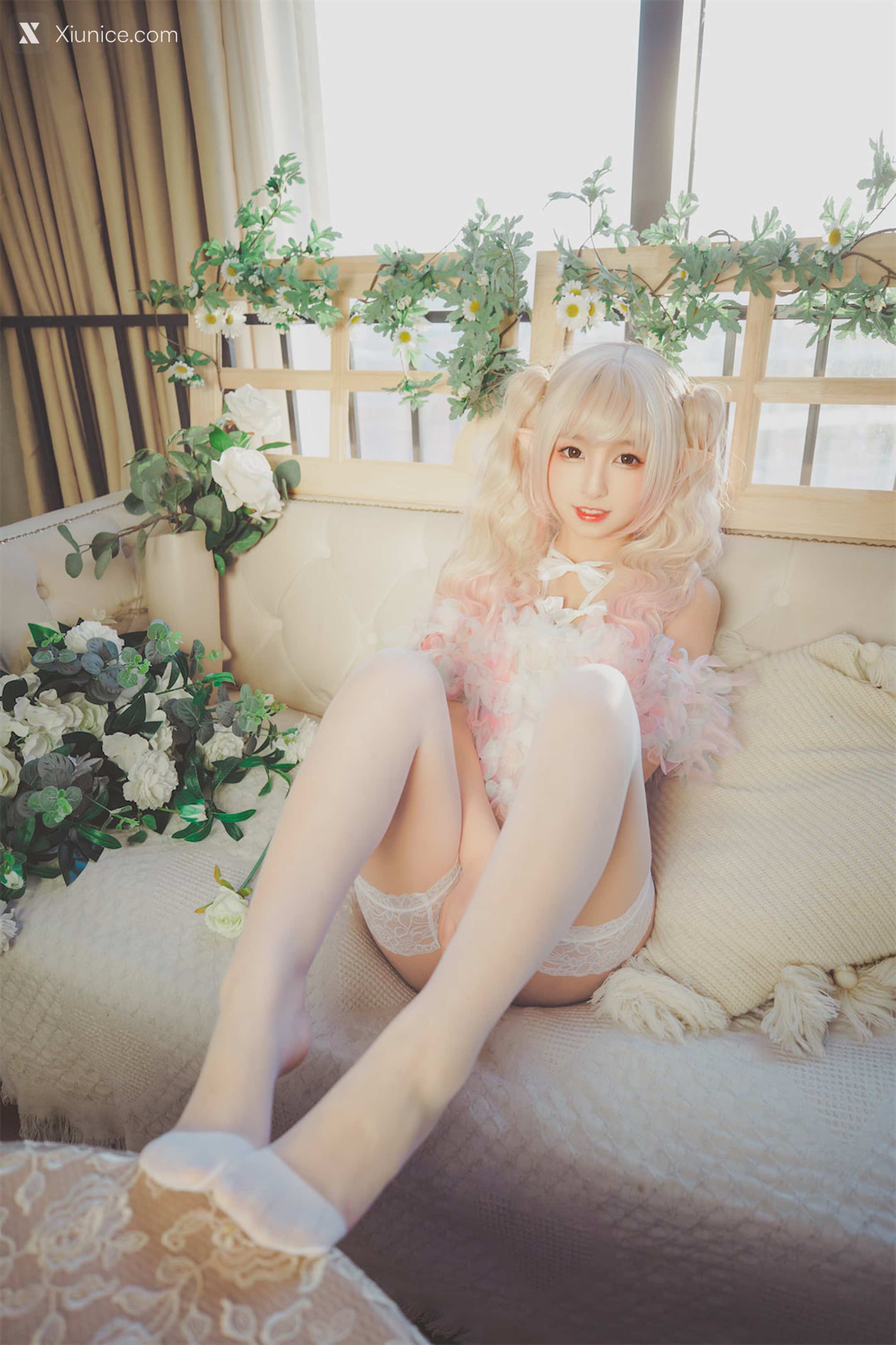 Coser@神楽坂真冬 Vol.082 绝对企画-黑白丝《柔らかい永遠》 第33张