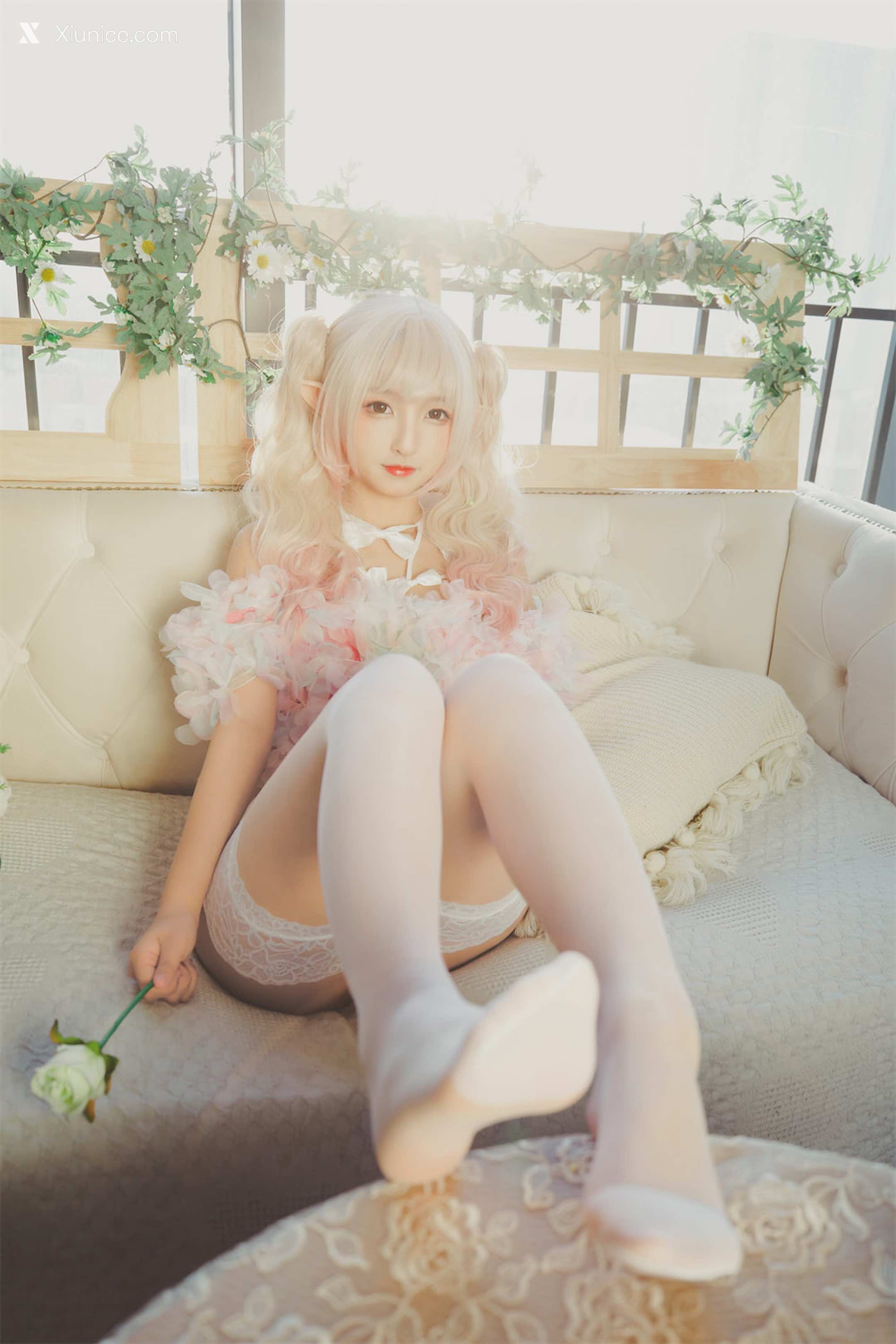 Coser@神楽坂真冬 Vol.082 绝对企画-黑白丝《柔らかい永遠》 第9张