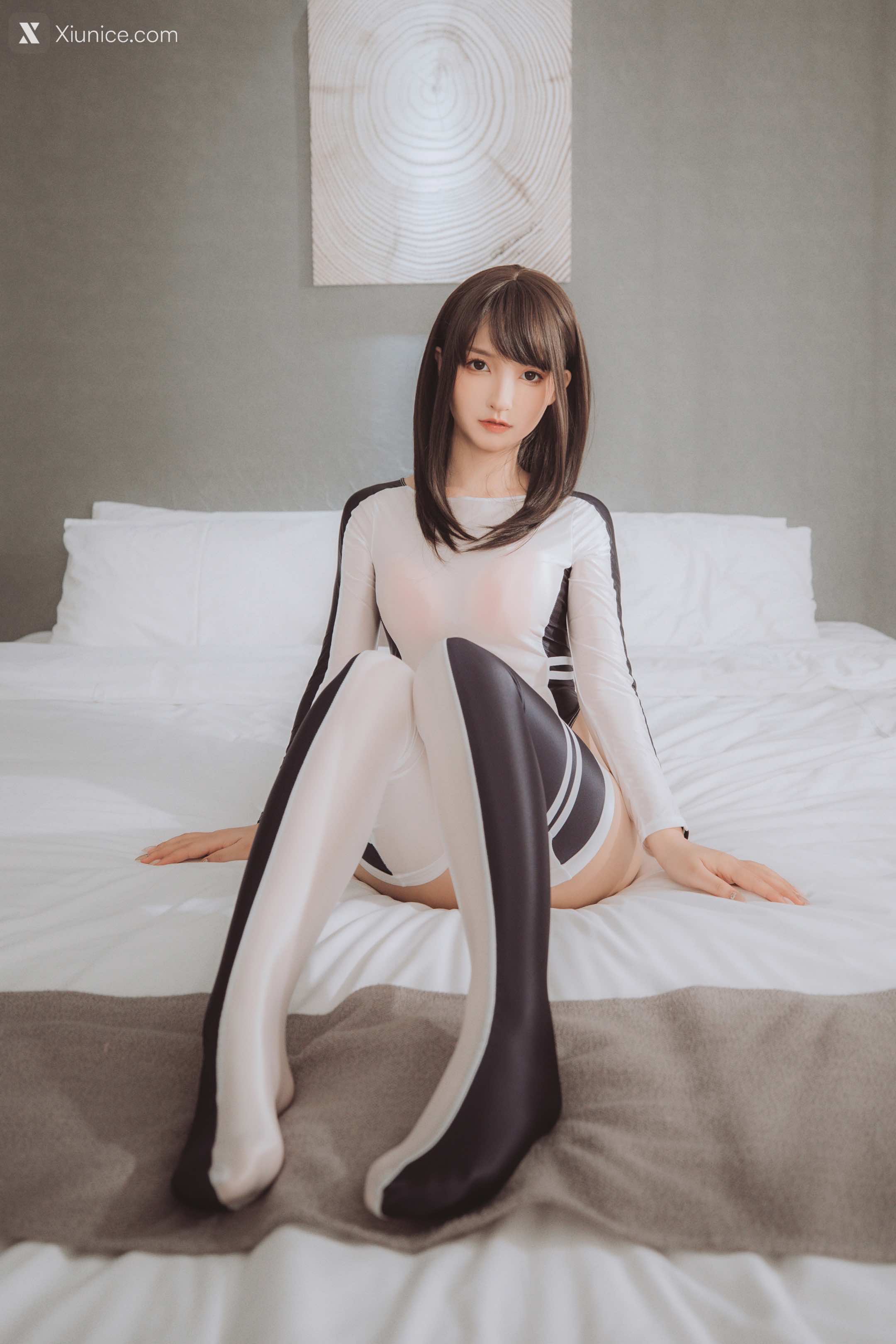 Coser@神楽坂真冬 Vol.087 绝对企画-竞泳主题《水之形2》 第1张