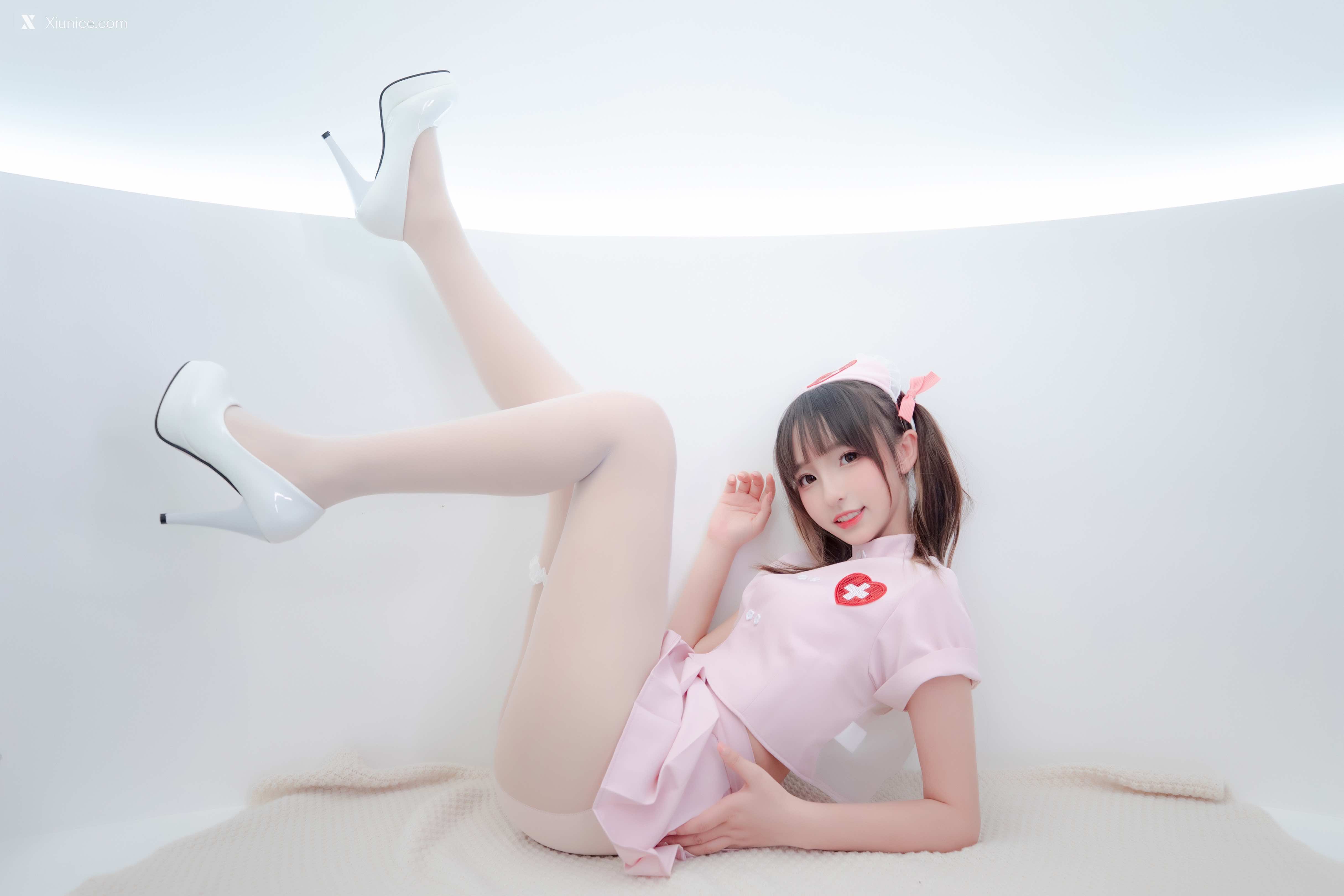 Coser@神楽坂真冬 Vol.084 绝对企画-白丝护士《心身バランス》 第63张