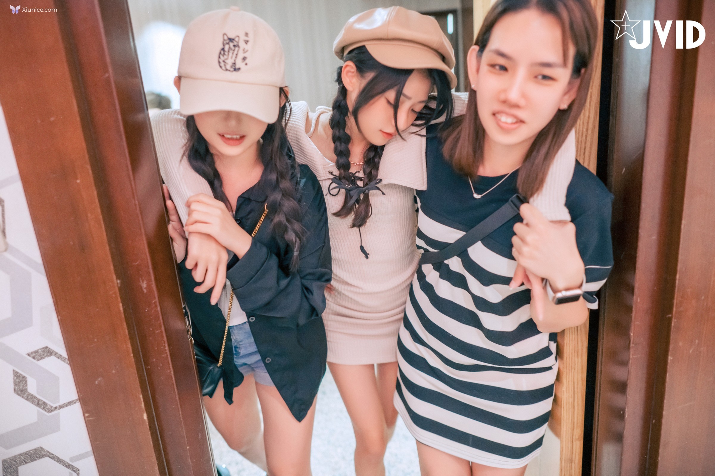 JVID 妍妍 Angel – 生日酒醉の強制性侵妍妍喝醉遭友人帶回脫光侵犯開腿露出美鮑主動撫摸肉棒 第525张