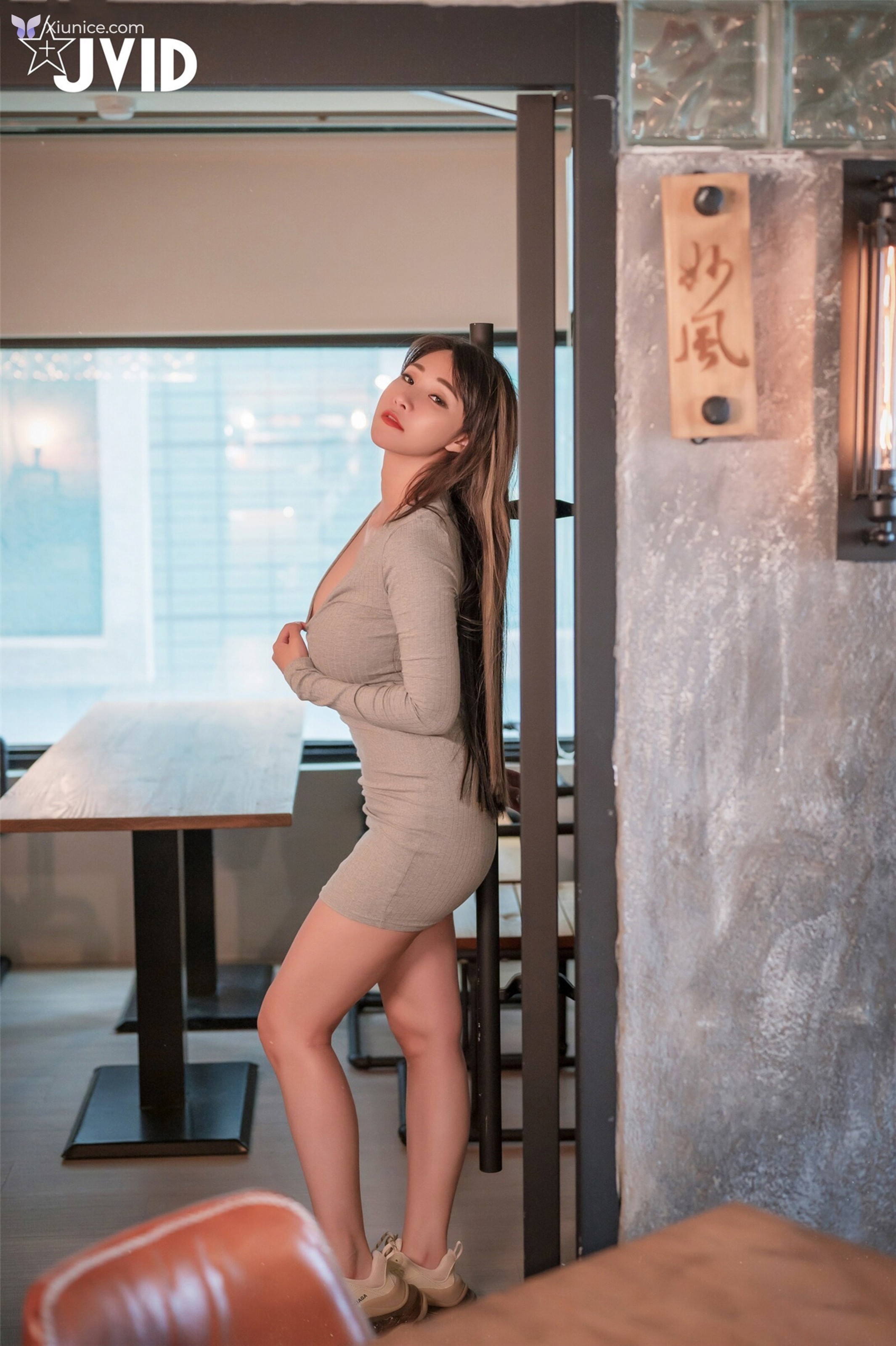 JVID Lele 樂樂 – 寂寞旅人咖啡馆 第45张