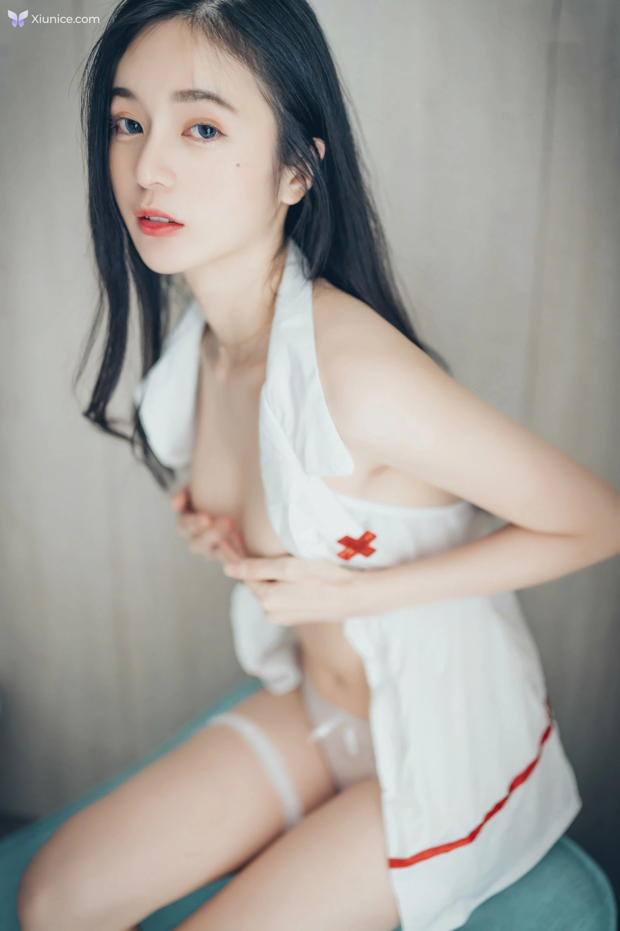 JVID 辰辰 – 透明內褲張開腳比駱駝蹄還更厲害中空小護士兩片式睡衣 第84张