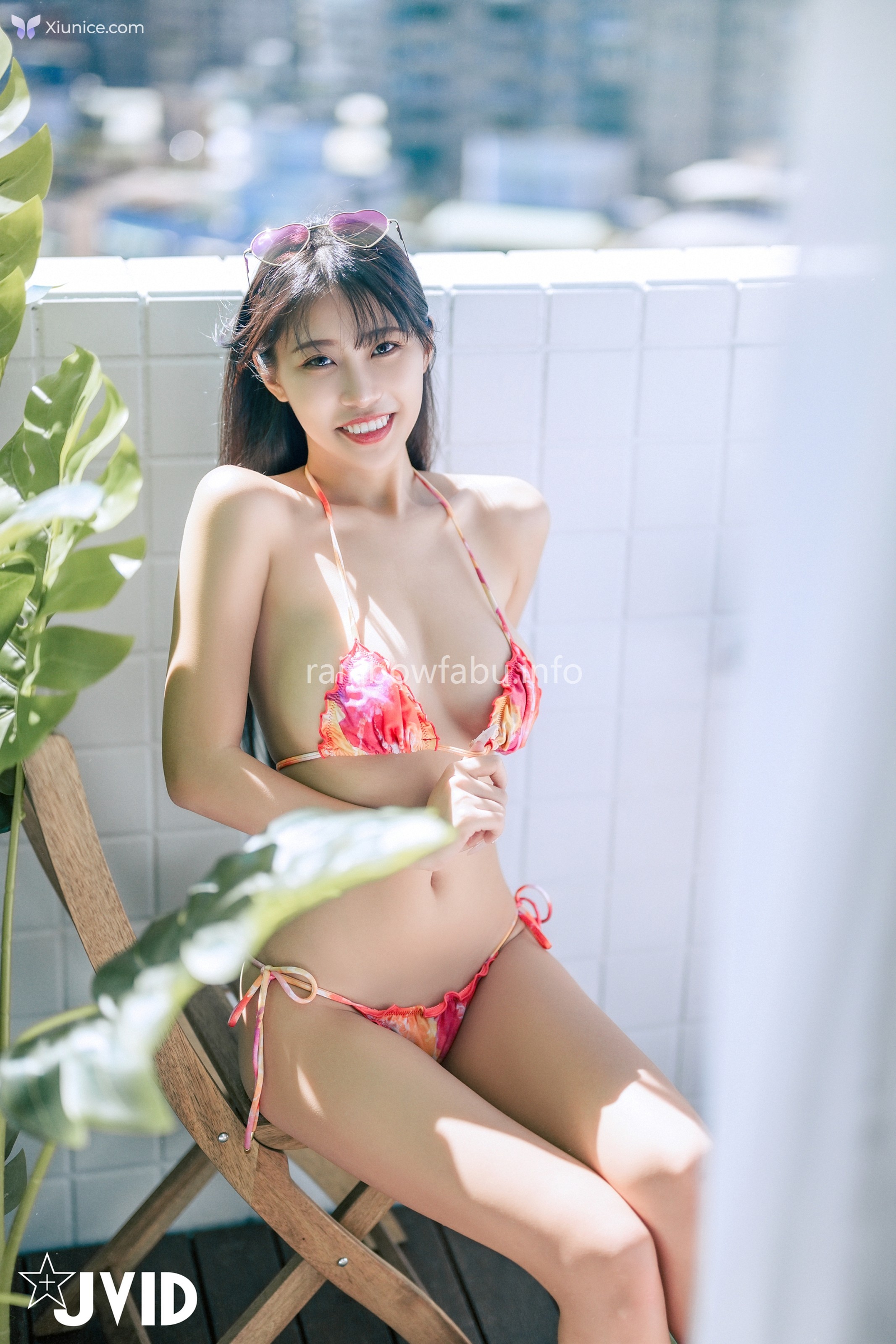 JVID WenHsin 玟妡 – 濕身陽台戲水夏日多巴胺超小片比基尼羊入虎口不吃對不起自己 第91张