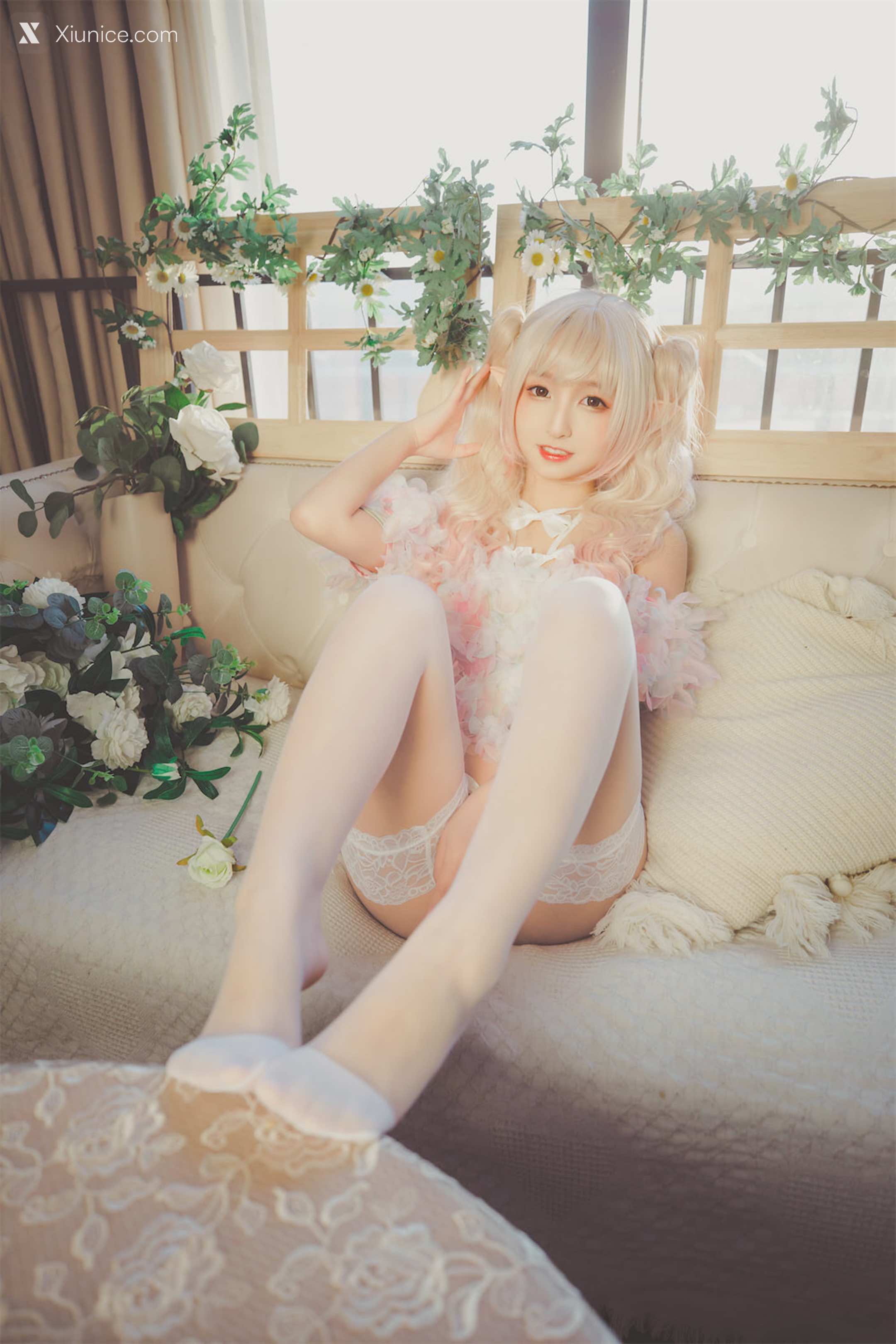 Coser@神楽坂真冬 Vol.082 绝对企画-黑白丝《柔らかい永遠》 第35张