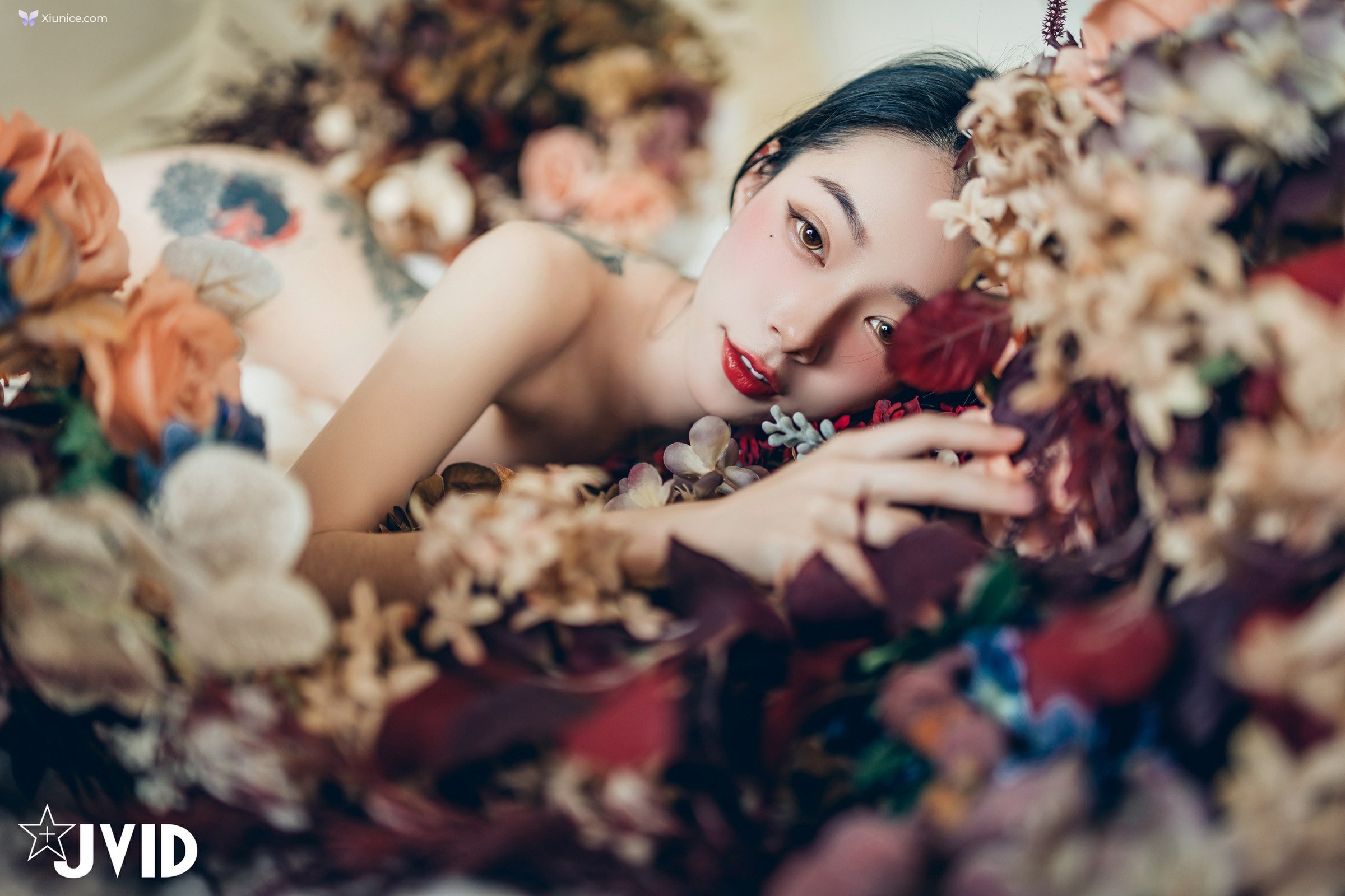 JVID 飄飄哥 – 巨乳飄飄女神精心打造的誠意寫真動漫般的完美身材還有超可愛的神祕客串喔 第52张
