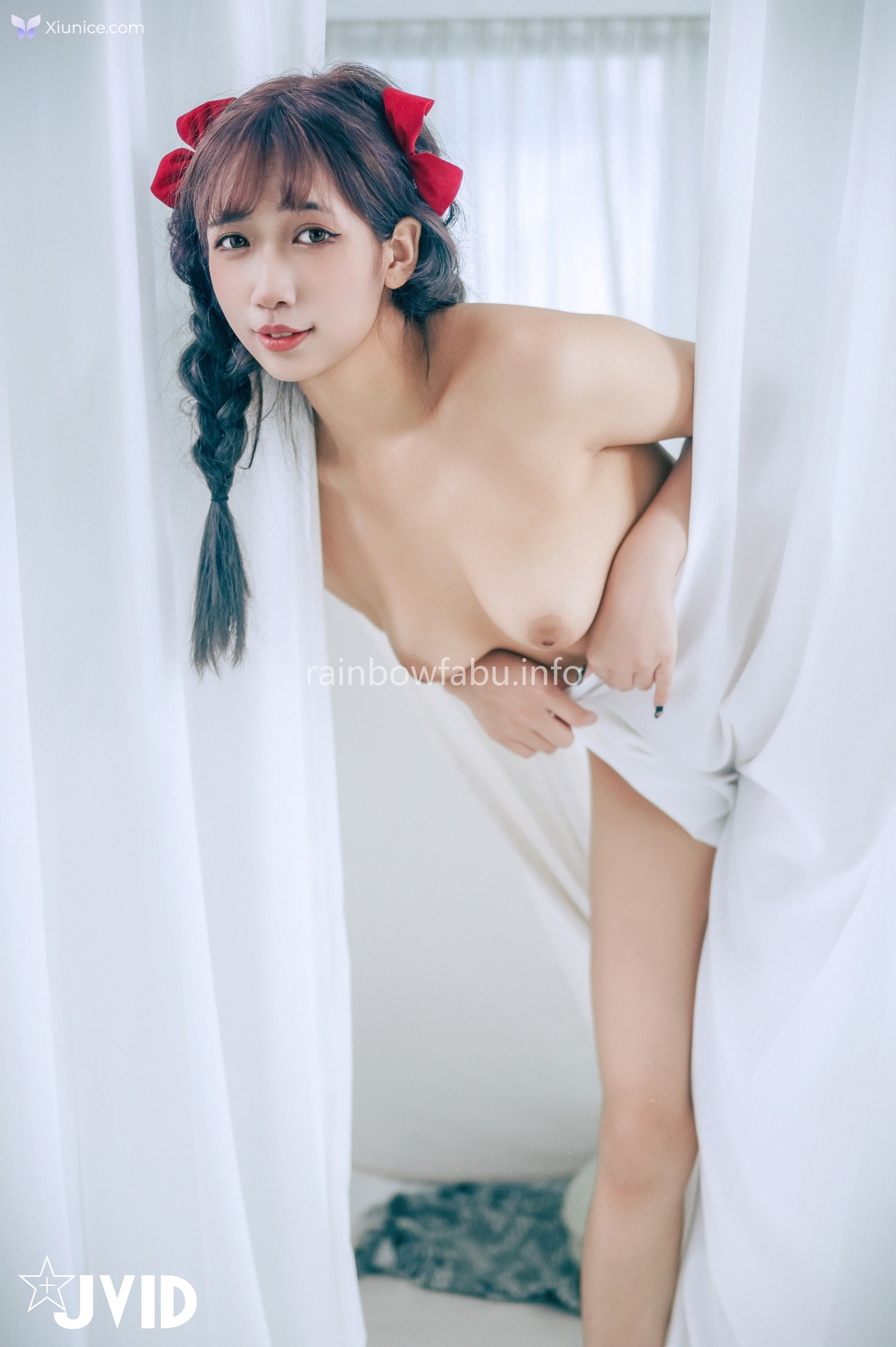 JVID 吳紫欣 – 戀愛感爆棚的野餐約會紫欣女友洋裝的肩帶滑下來了那乾脆就別穿了吧 第97张