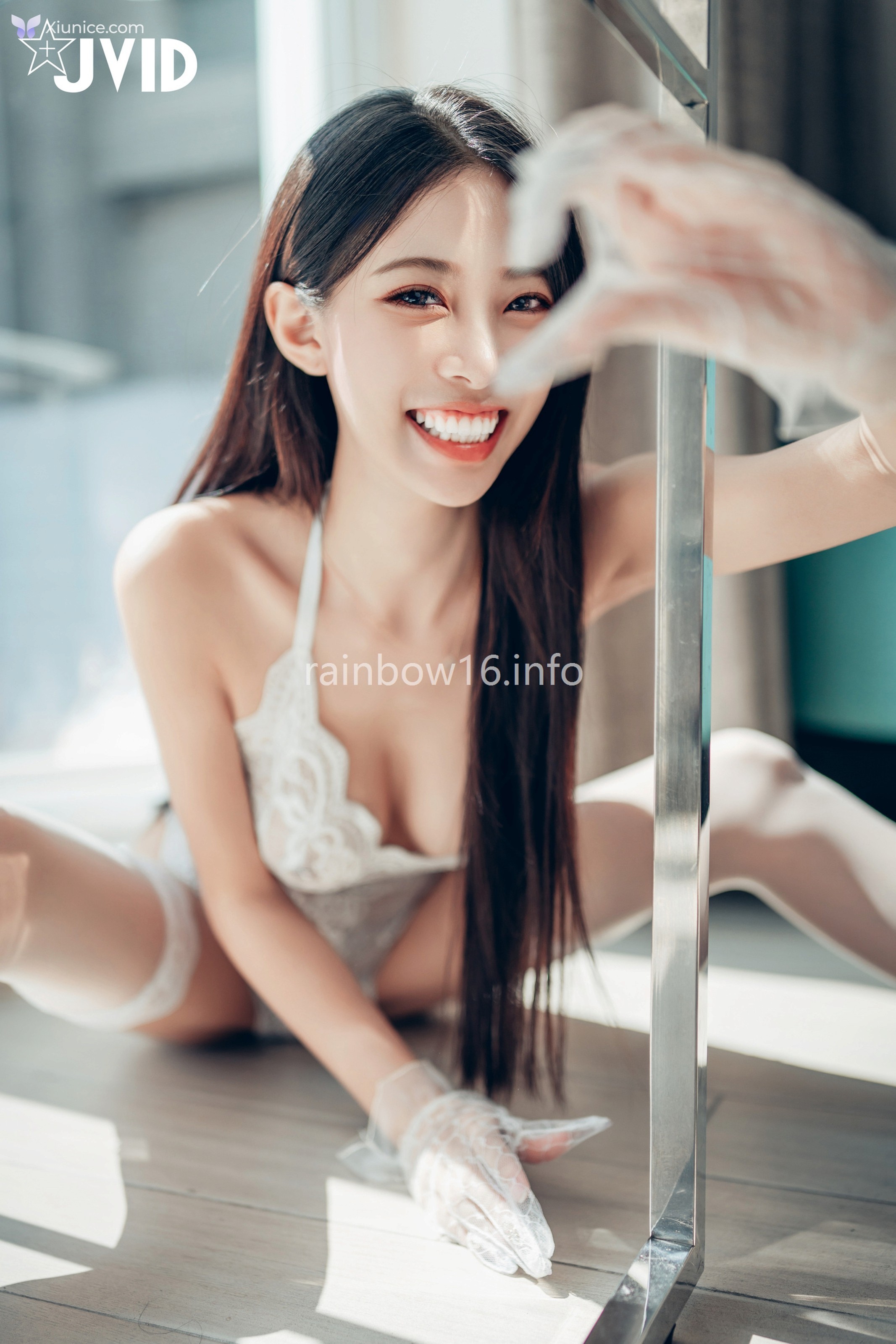 JVID WenHsin 玟妡 – 勻稱美腿玟妡看見她就起秋的假日午後白絲黑絲一次滿足只想與她一起把房間弄得亂糟糟 第14张