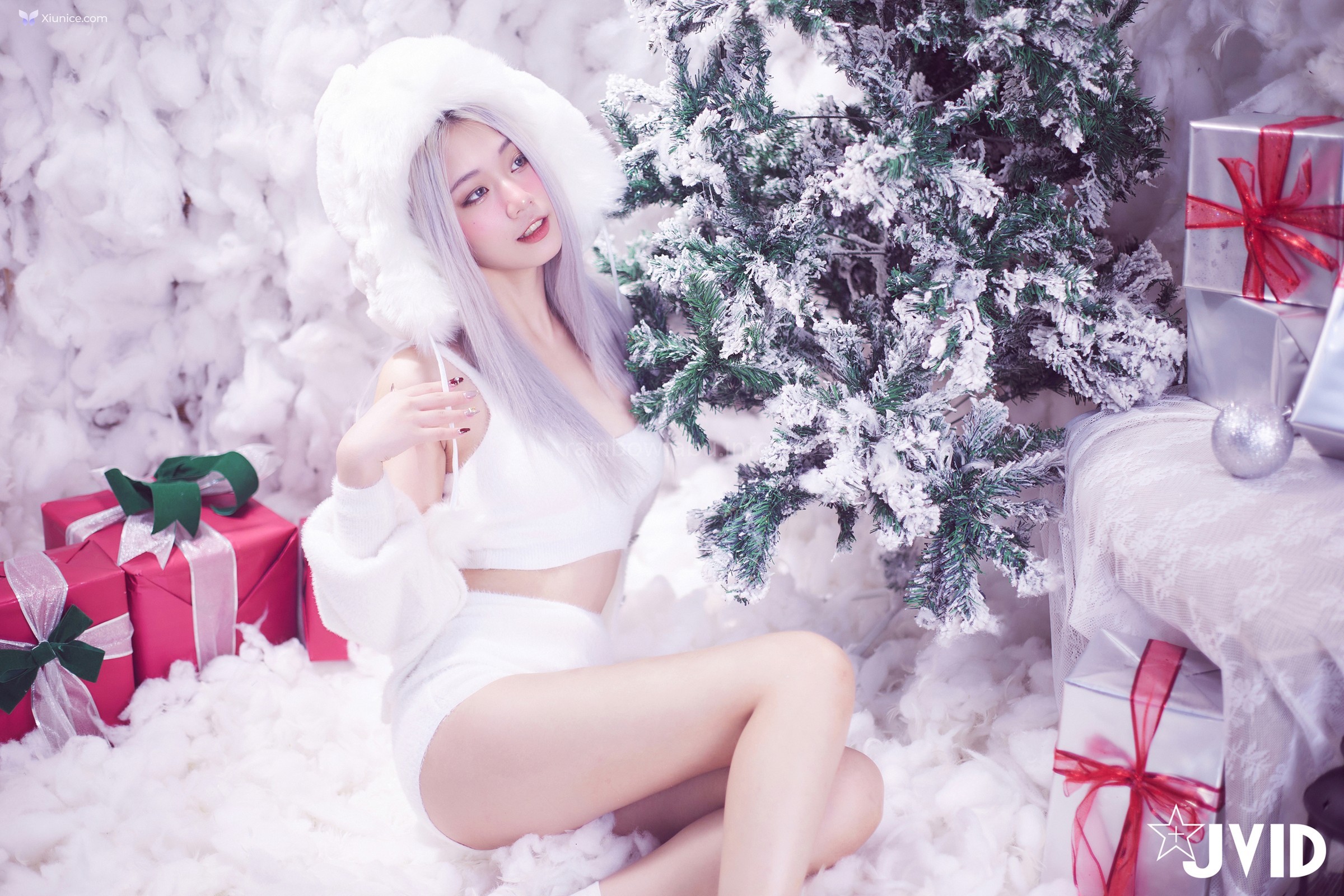 JVID Verna – 性感的愛死寂寞人雪女Verna陪你度過聖誕寒冬 第17张