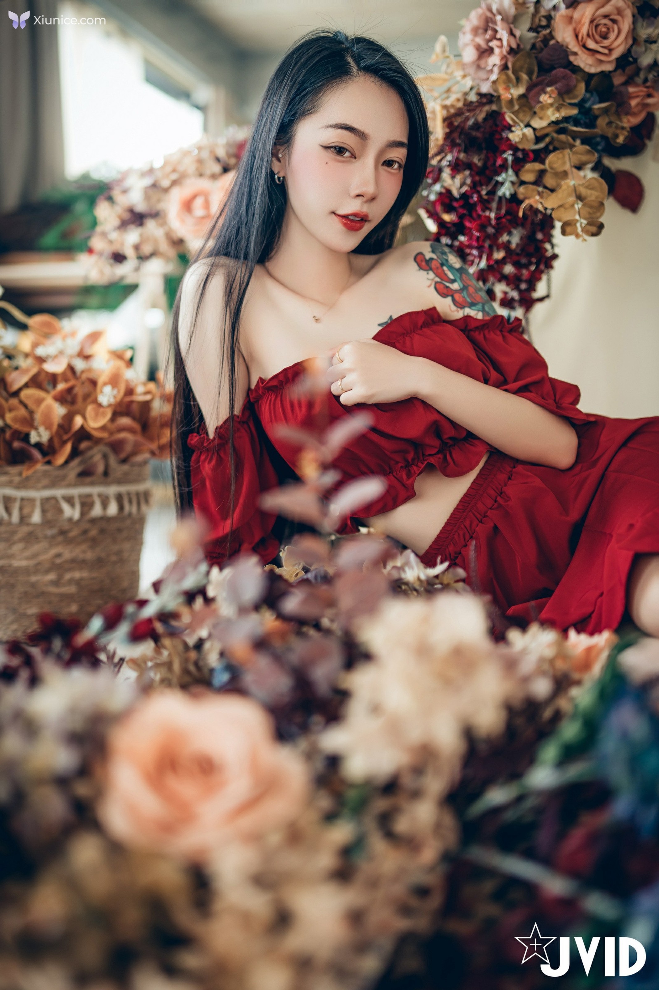 JVID 飄飄哥 – 巨乳飄飄女神精心打造的誠意寫真動漫般的完美身材還有超可愛的神祕客串喔 第26张
