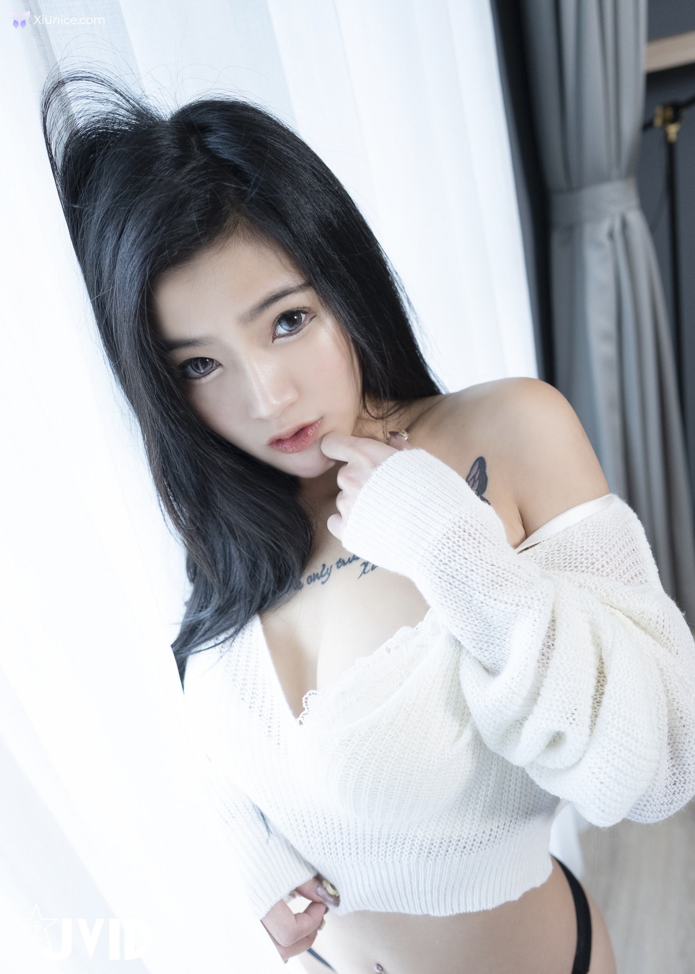 JVID 奈奈Nalnal – 全裸上空哥哥 用力もっともっと小隻馬趴好等著你來用力 第39张