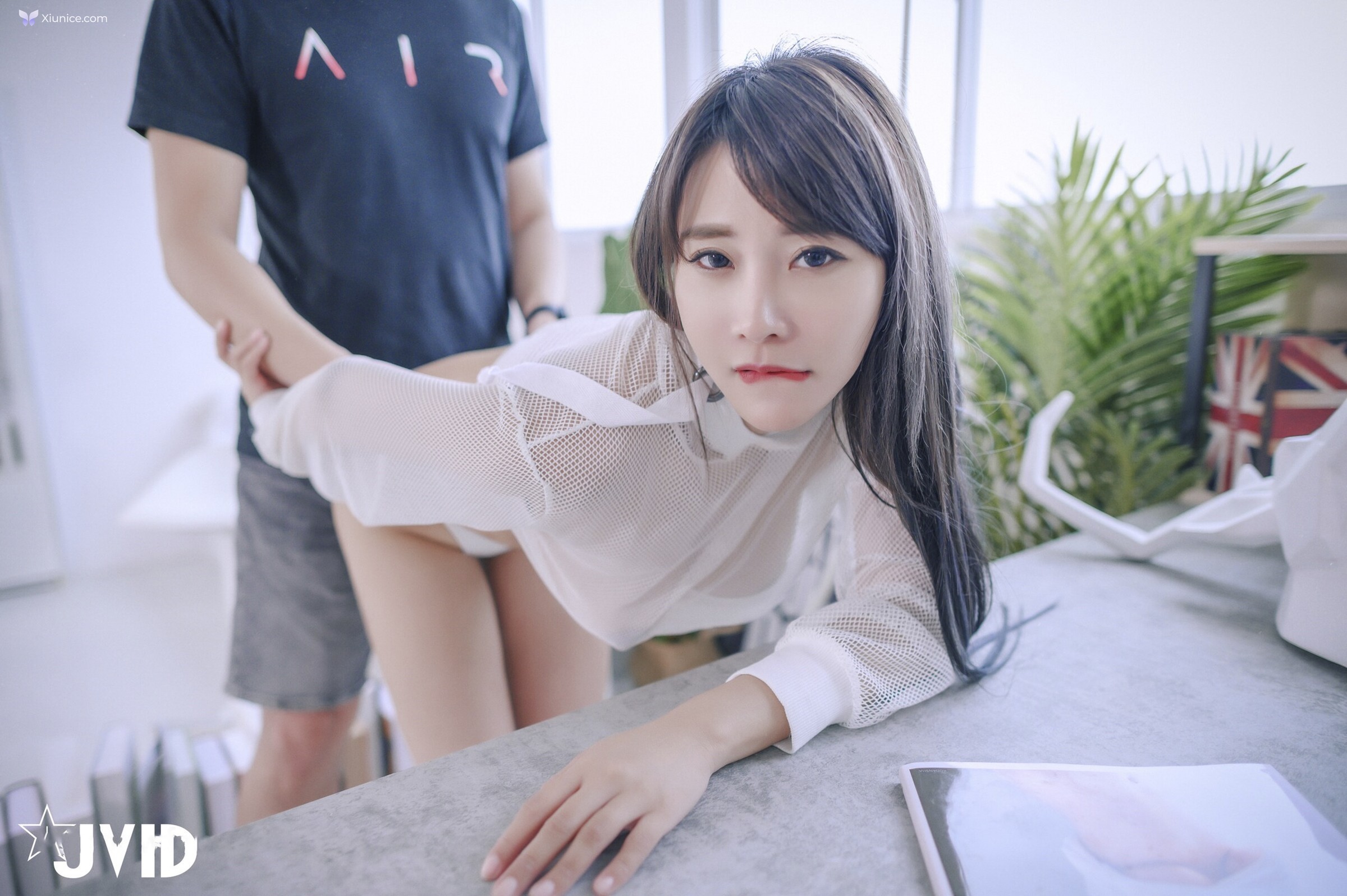 JVID Lele 樂樂 – 巨乳女神 樂樂色誘閨密兄長激情畫面曝光 第32张