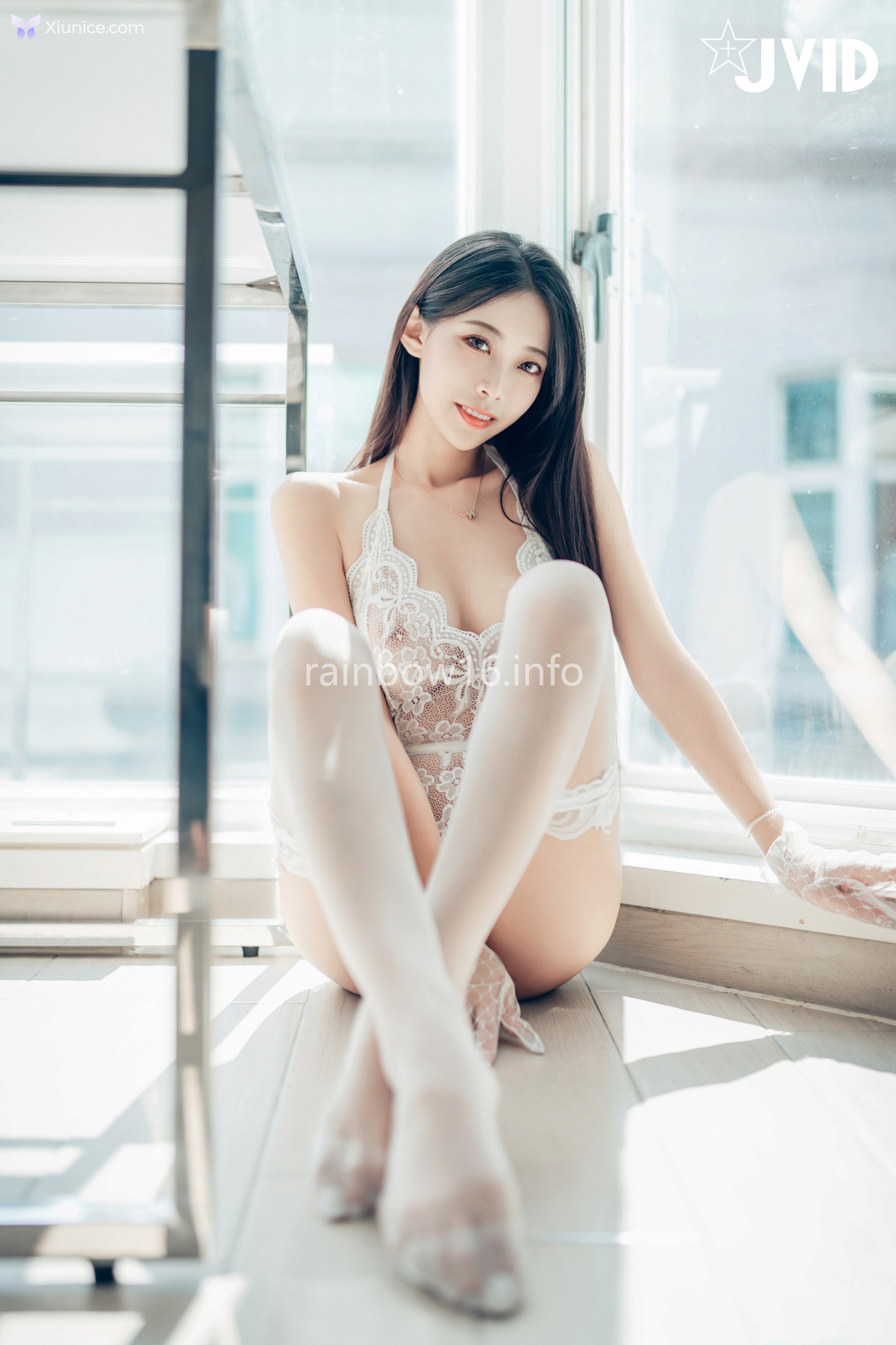 JVID WenHsin 玟妡 – 勻稱美腿玟妡看見她就起秋的假日午後白絲黑絲一次滿足只想與她一起把房間弄得亂糟糟 第10张