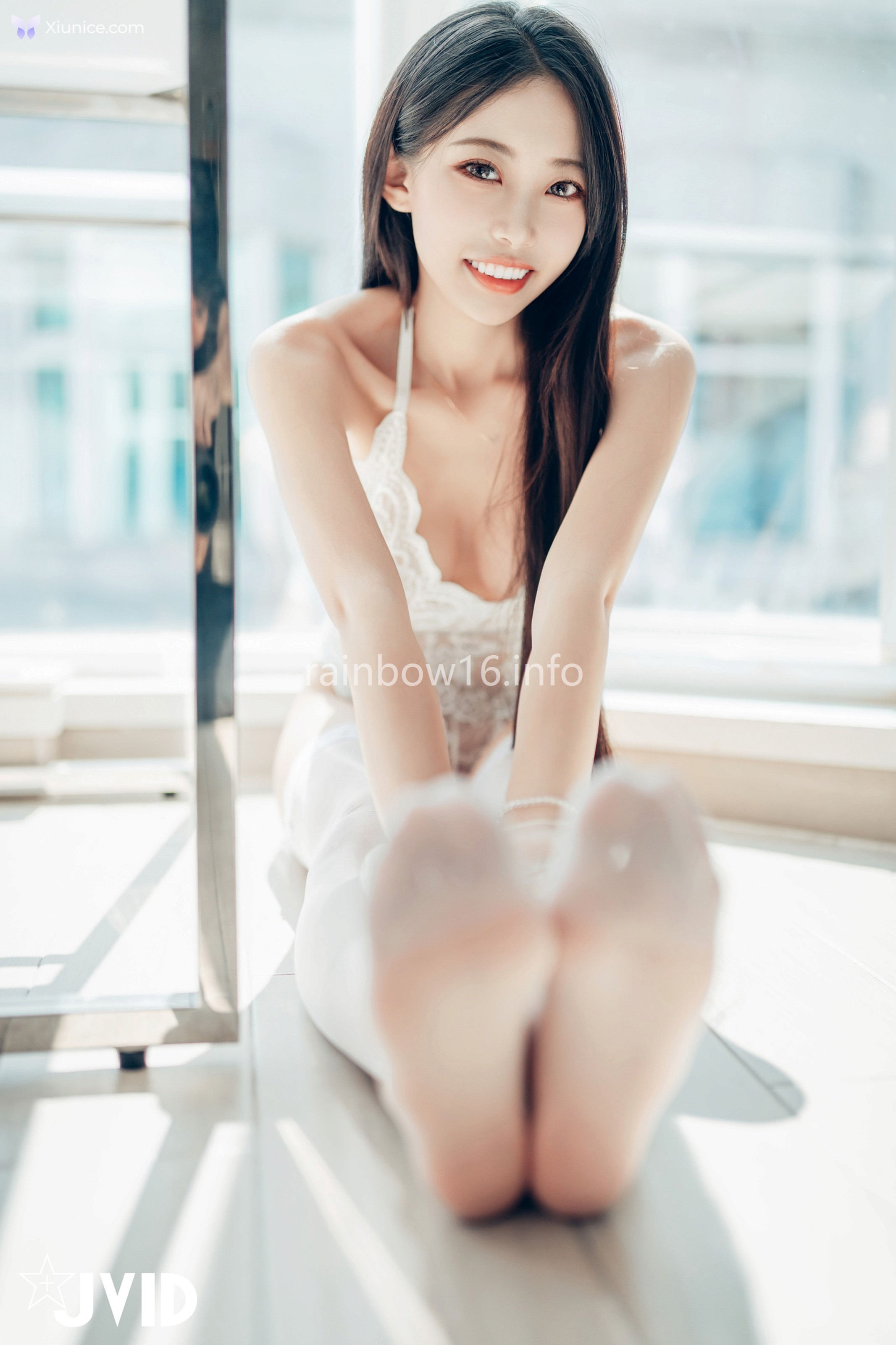 JVID WenHsin 玟妡 – 勻稱美腿玟妡看見她就起秋的假日午後白絲黑絲一次滿足只想與她一起把房間弄得亂糟糟 第6张