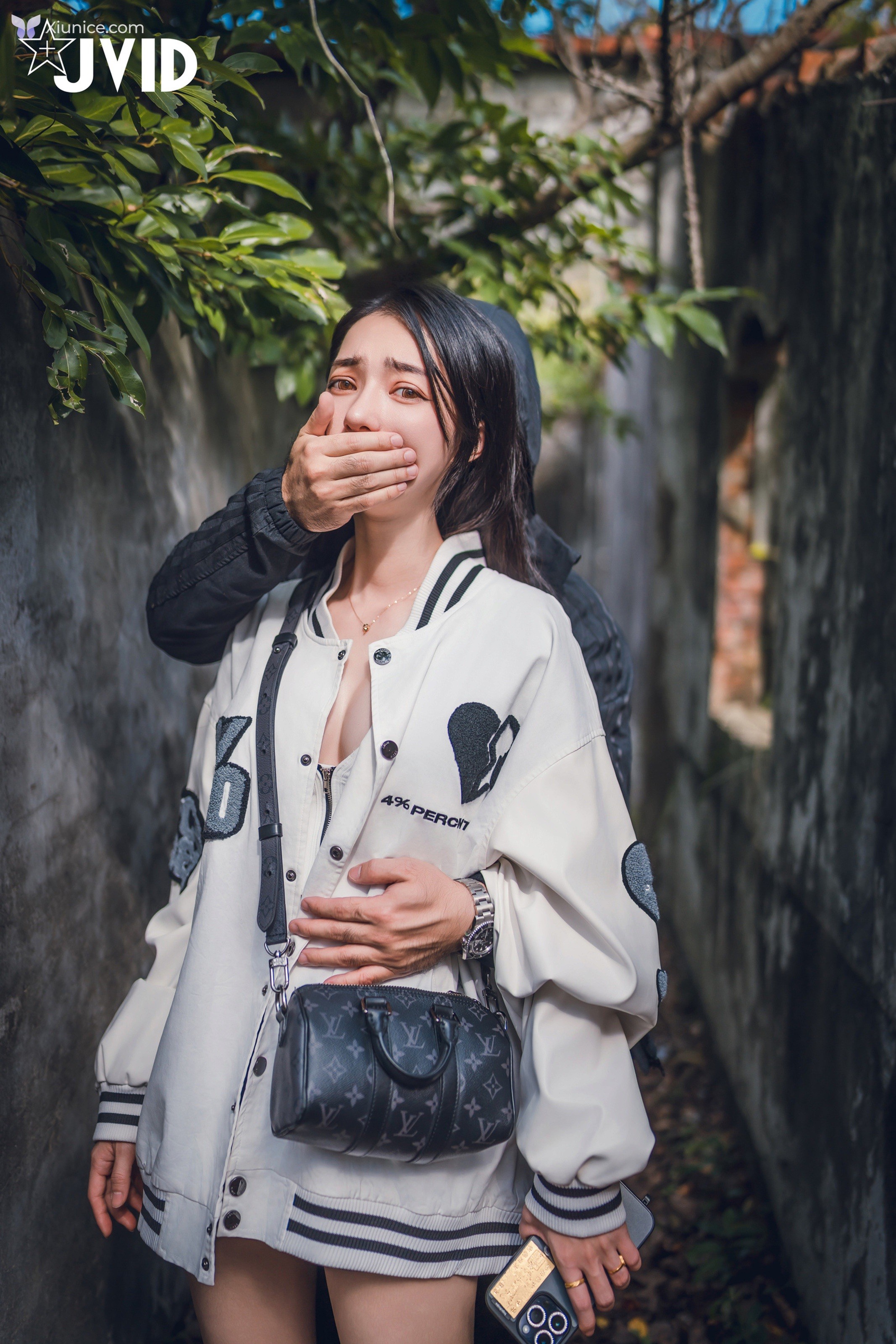 JVID 飄飄哥 – 飄飄跟蹤綁架迷姦情色妄想強灌春藥粉粉透透藥效太強讓美少女飄飄完全順從 第178张