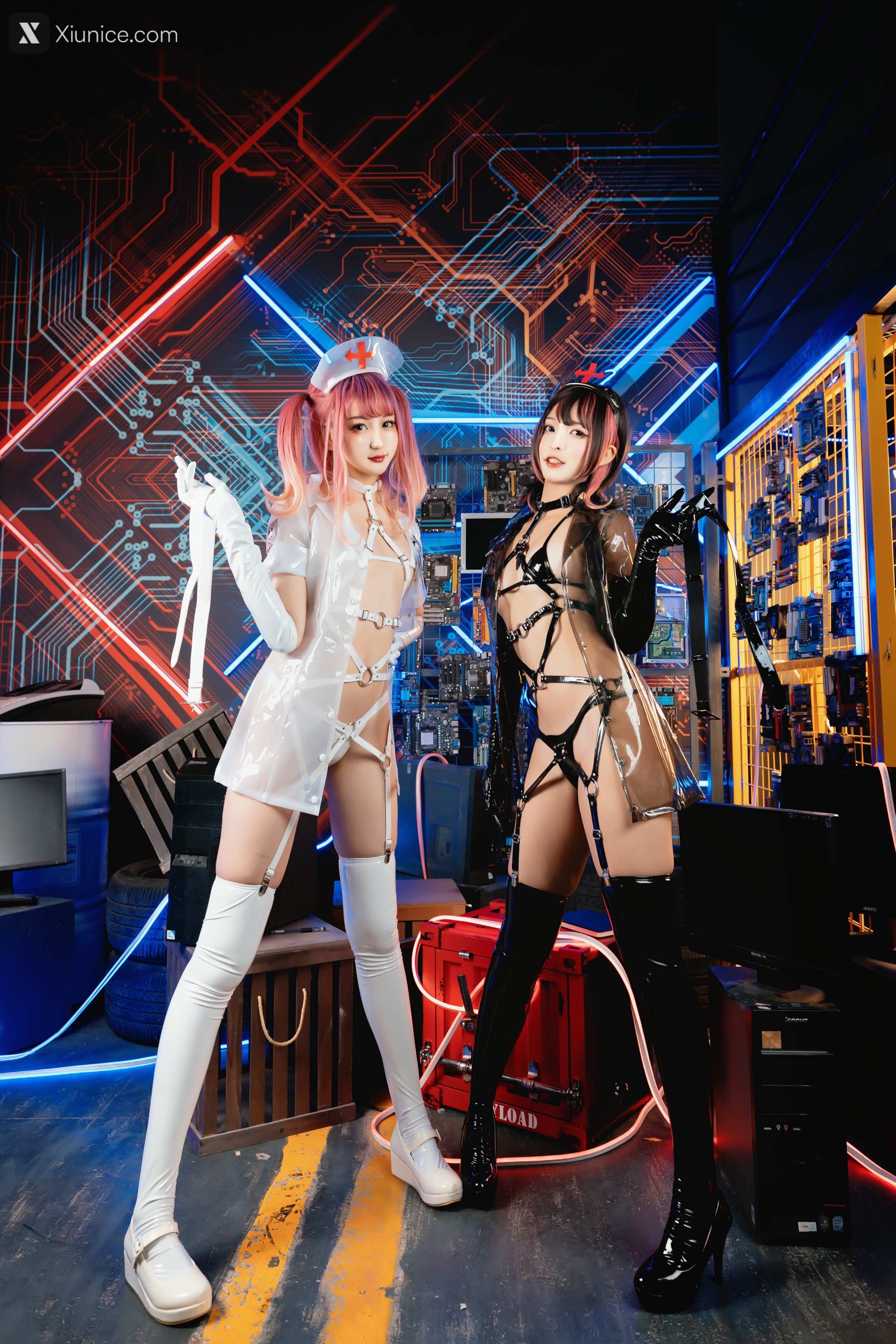 Coser@神楽坂真冬 Vol.057 绝对企画-透明黑白护士双人《無色哲学》 第53张