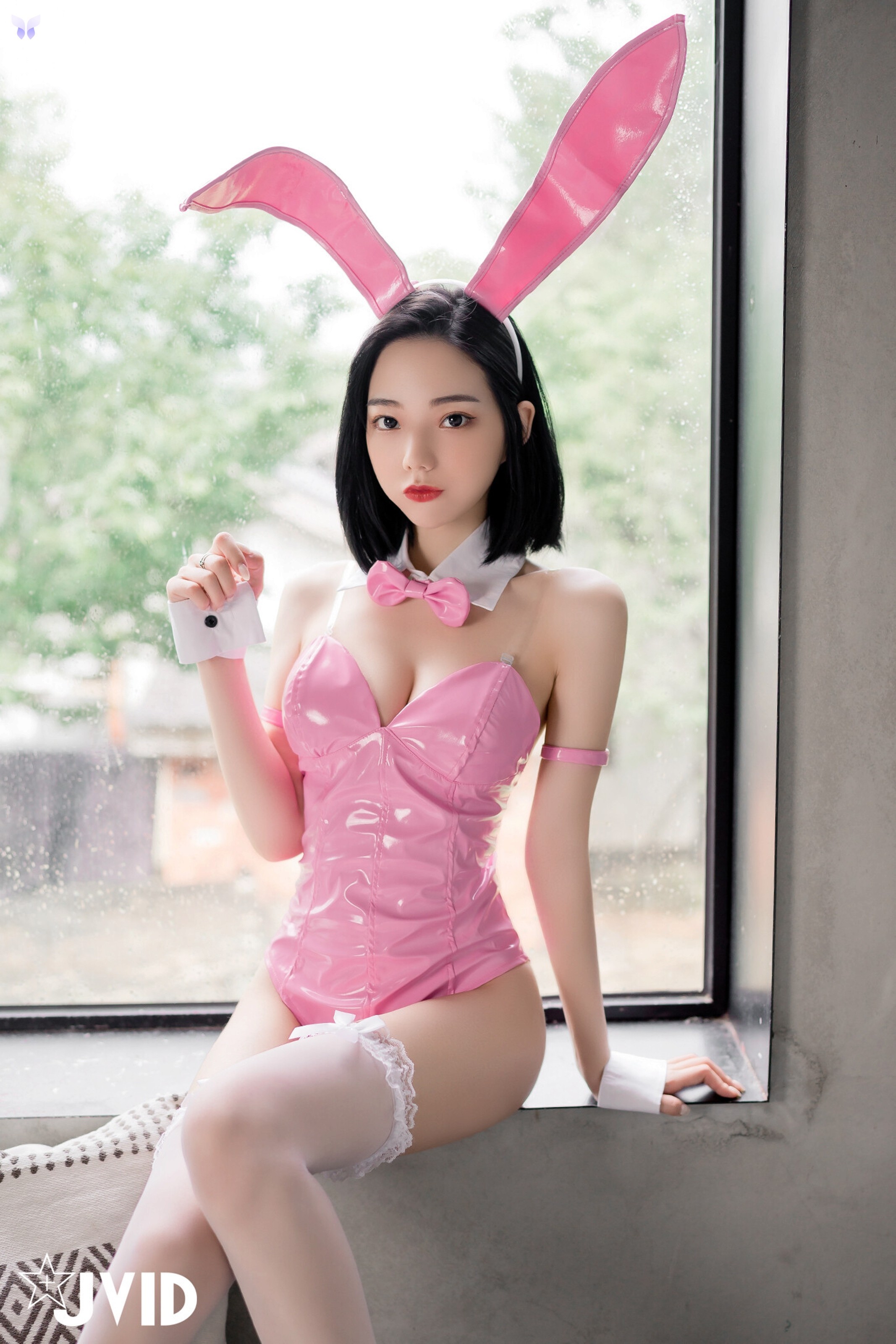 JVID 啾啾 – 誤闖莊園窺探心儀女神啾啾 入浴反被誘惑勾引 第24张