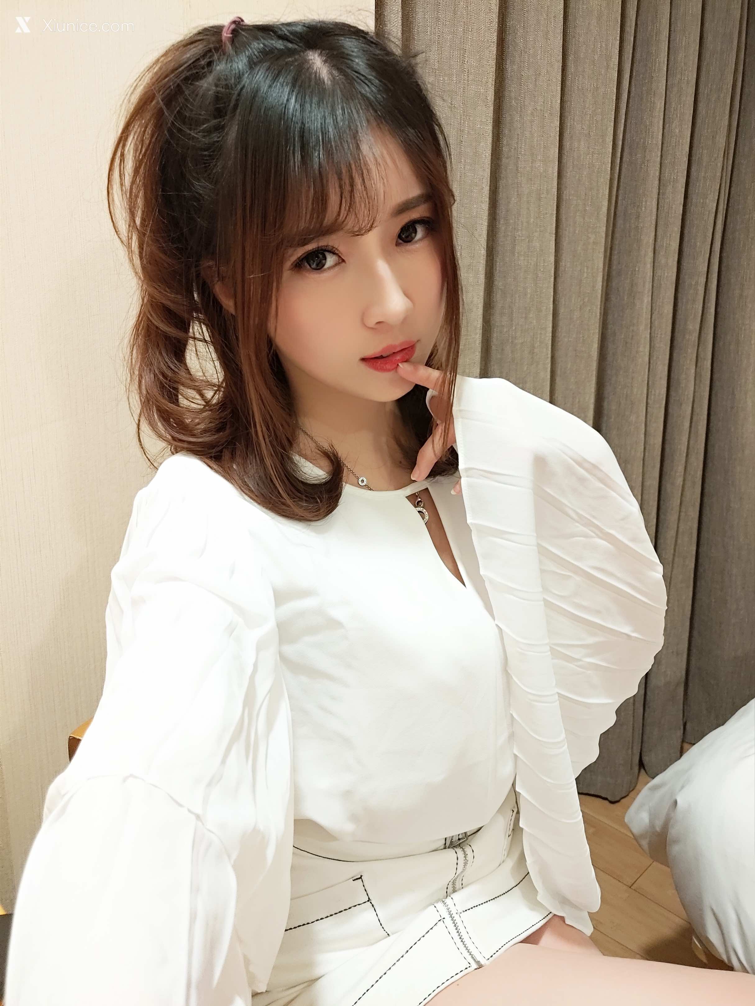 Coser@小女巫露娜 Vol.001 OL风肤色连裤袜 第5张