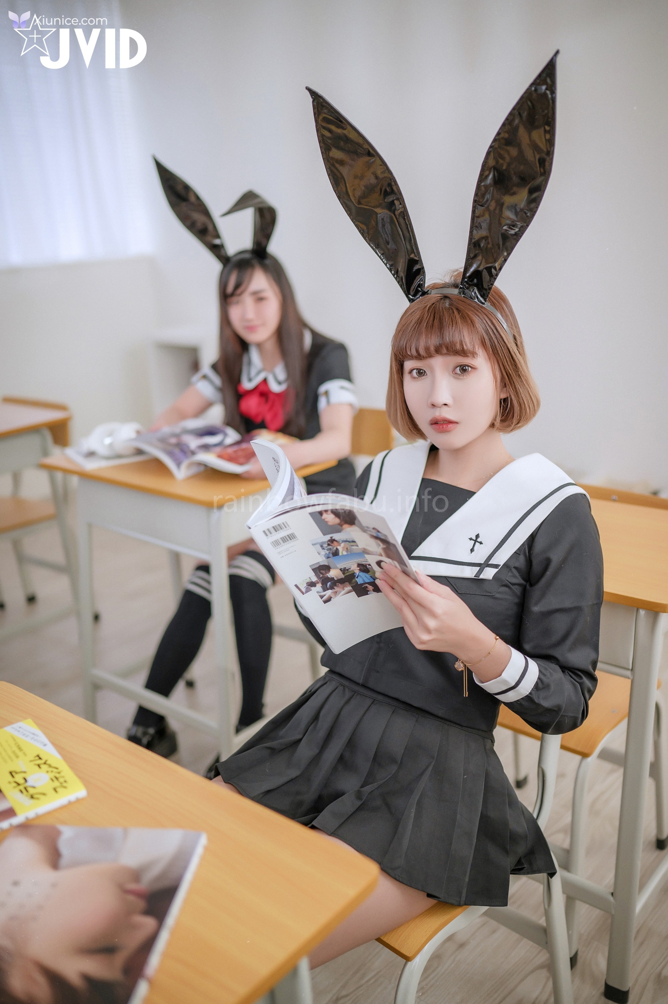 JVID 果寶寶 葉思敏 – 淫欲の萌兔學園 女神級巨乳同框果寶寶和葉思敏在教室裡搞出什麼火花讓老師好難為情 第191张