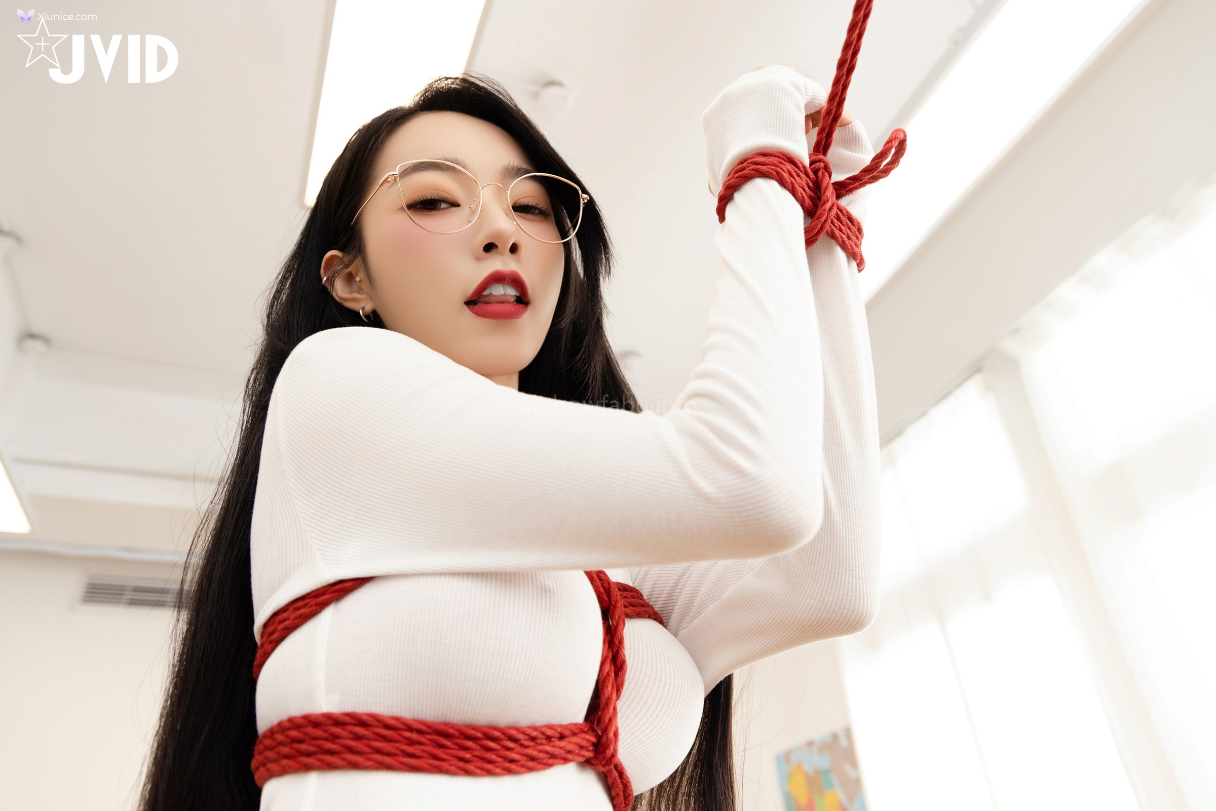 JVID 飄飄哥 – 超敏感トM女教師飄飄哥緊縛調教初体験 Teacher thirst for shibari 第110张