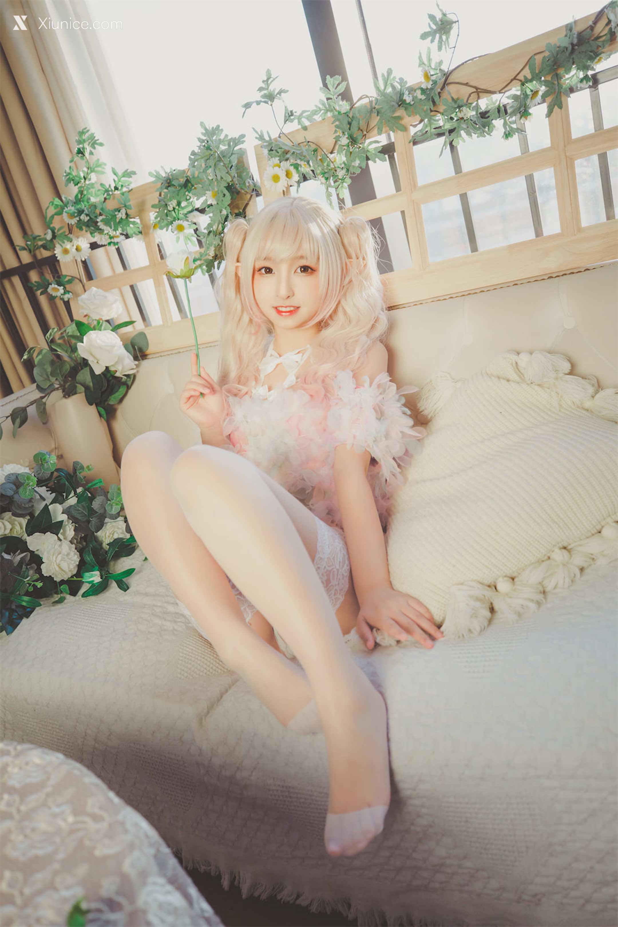 Coser@神楽坂真冬 Vol.082 绝对企画-黑白丝《柔らかい永遠》 第29张