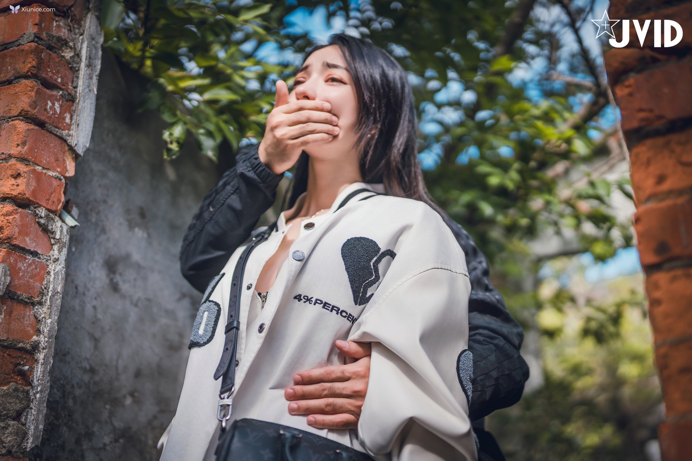 JVID 飄飄哥 – 飄飄跟蹤綁架迷姦情色妄想強灌春藥粉粉透透藥效太強讓美少女飄飄完全順從 第179张
