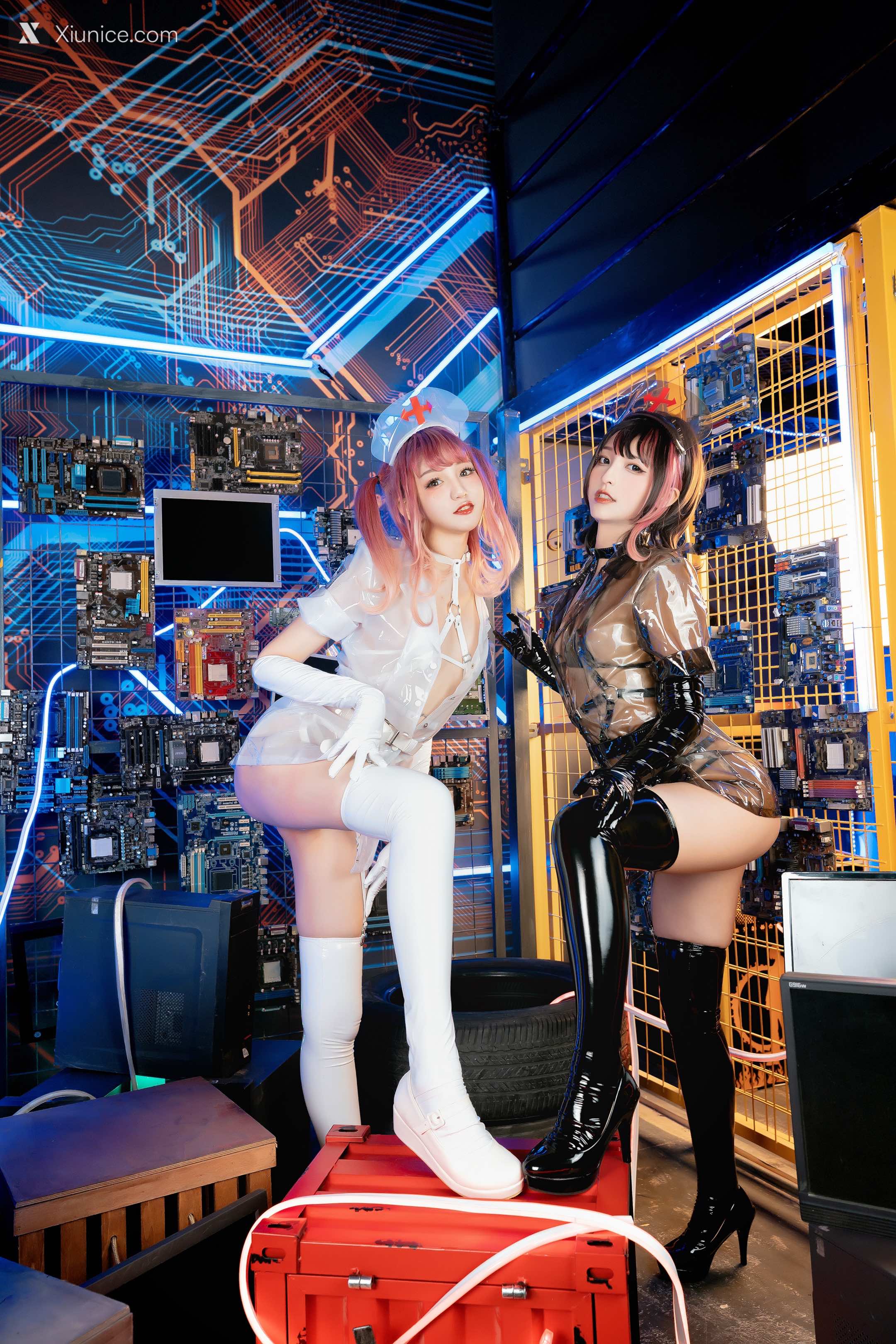 Coser@神楽坂真冬 Vol.057 绝对企画-透明黑白护士双人《無色哲学》 第99张