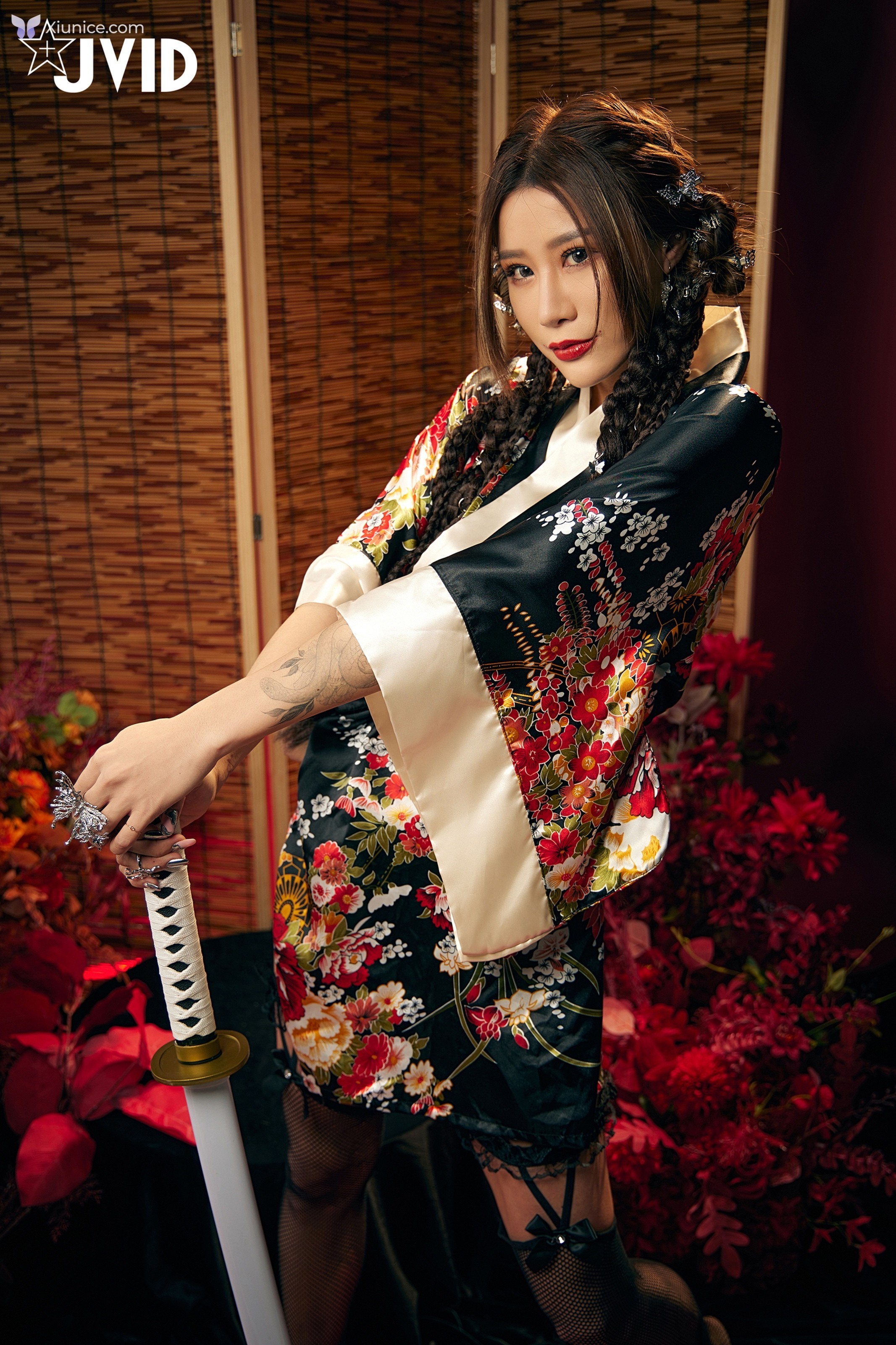JVID Lara 雙囍 – 聖上寵幸首選傾國傾城囍媚娘 婀娜多姿 酥胸外露 第9张