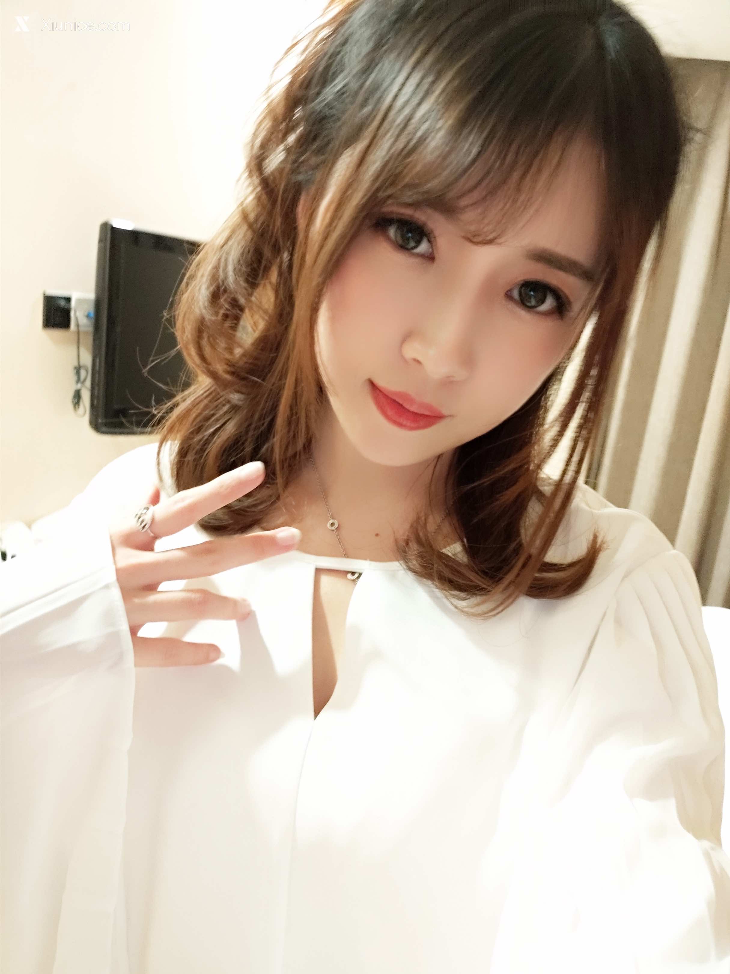 Coser@小女巫露娜 Vol.001 OL风肤色连裤袜 第1张