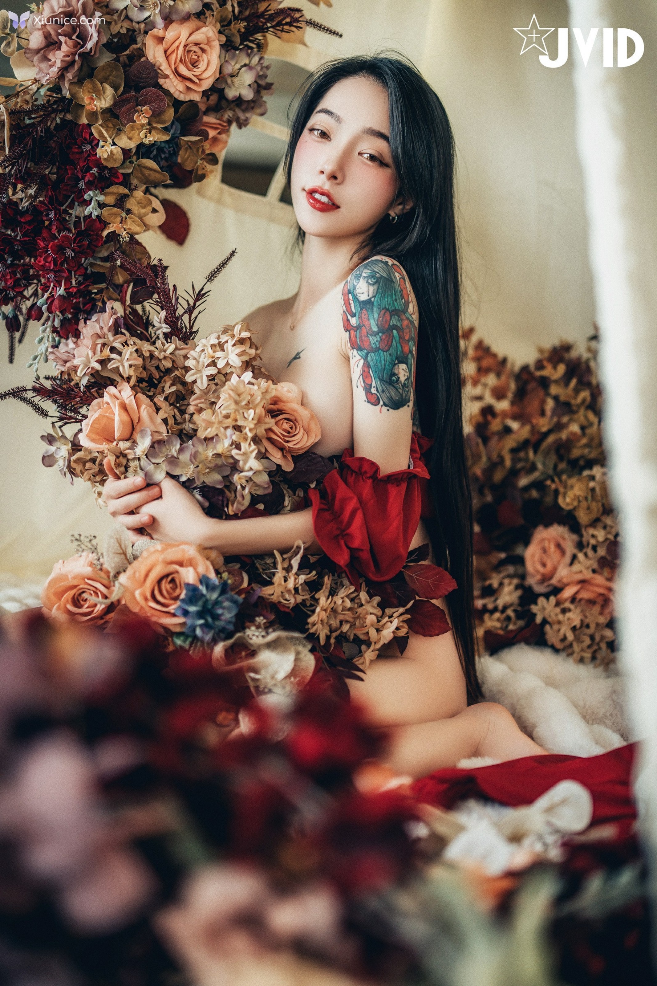 JVID 飄飄哥 – 巨乳飄飄女神精心打造的誠意寫真動漫般的完美身材還有超可愛的神祕客串喔 第12张
