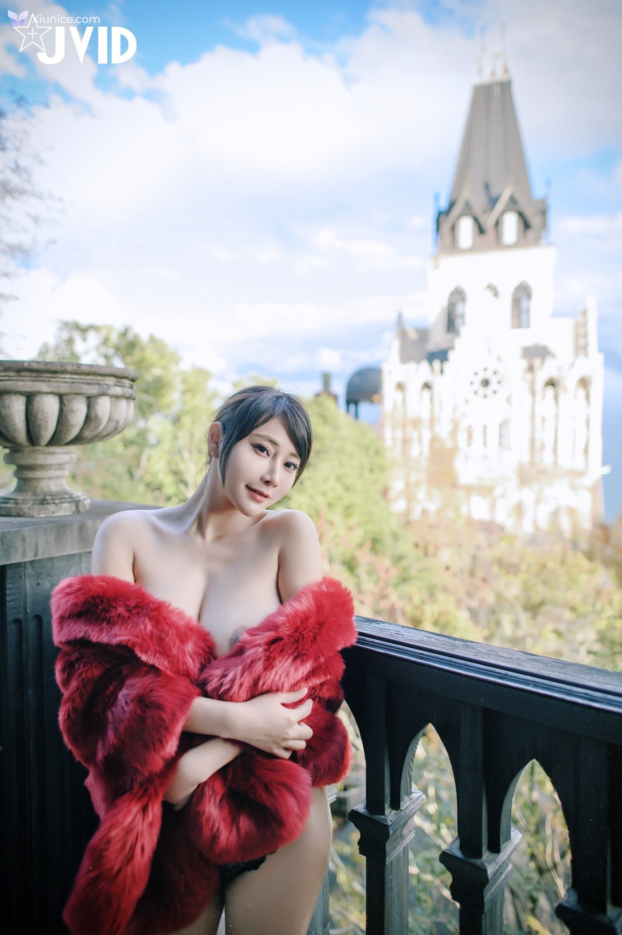 JVID Lele 樂樂 – 全輯上空無碼巨乳女神 樂樂鹿角女孩的報恩 第313张