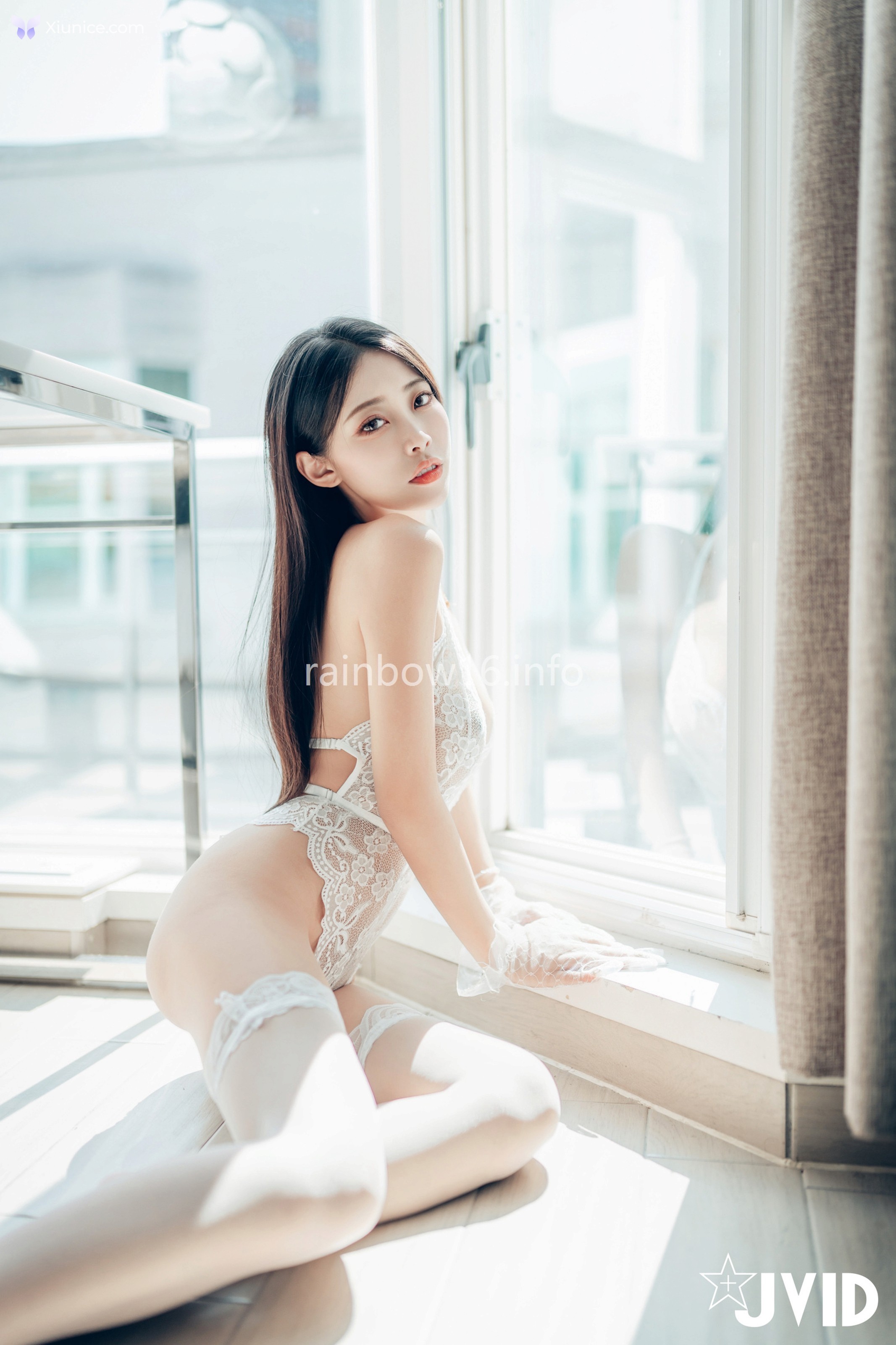JVID WenHsin 玟妡 – 勻稱美腿玟妡看見她就起秋的假日午後白絲黑絲一次滿足只想與她一起把房間弄得亂糟糟 第9张
