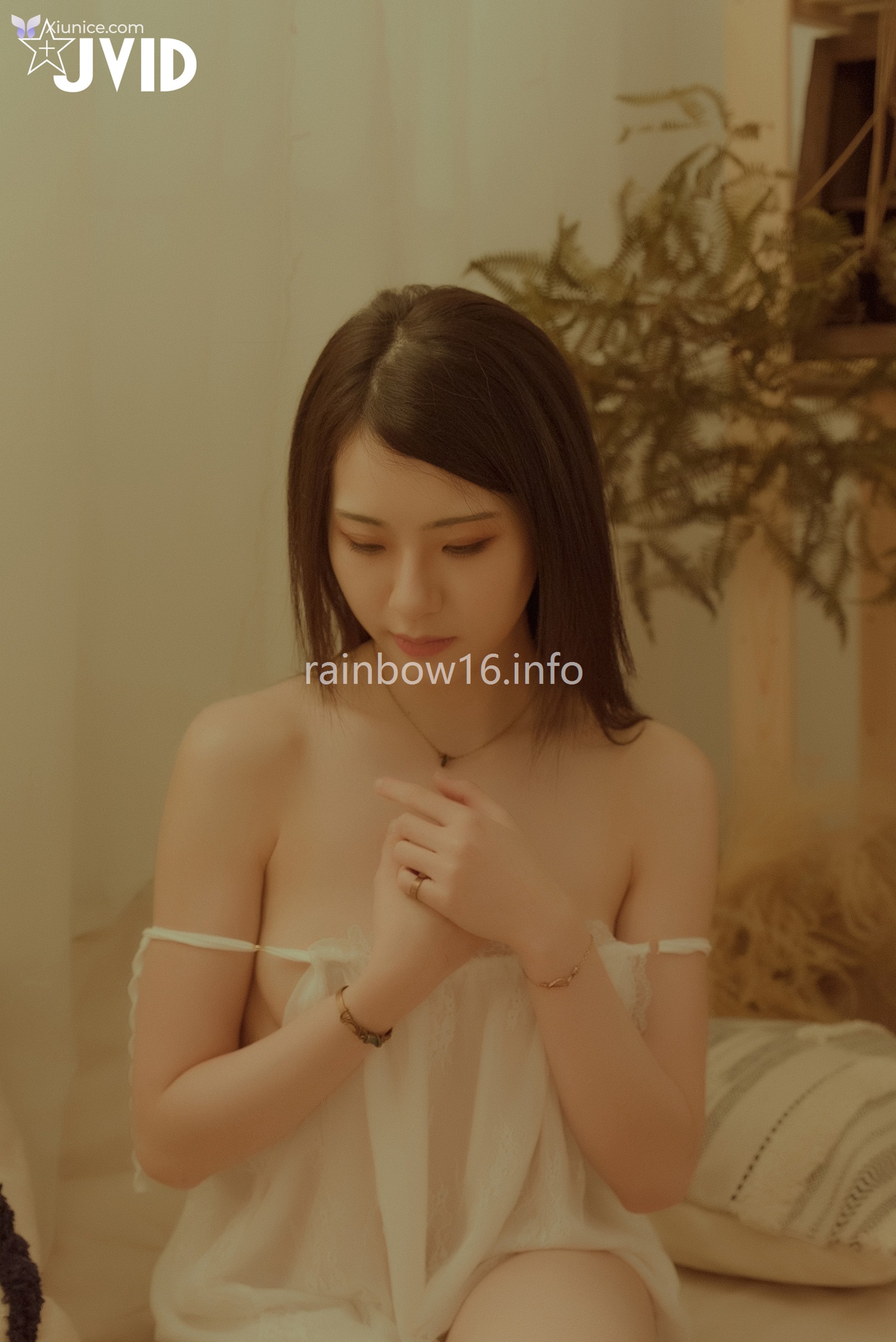 JVID 阿黎 – 全裸露點最初的小美好唯美系空靈女孩-阿瓈 第91张