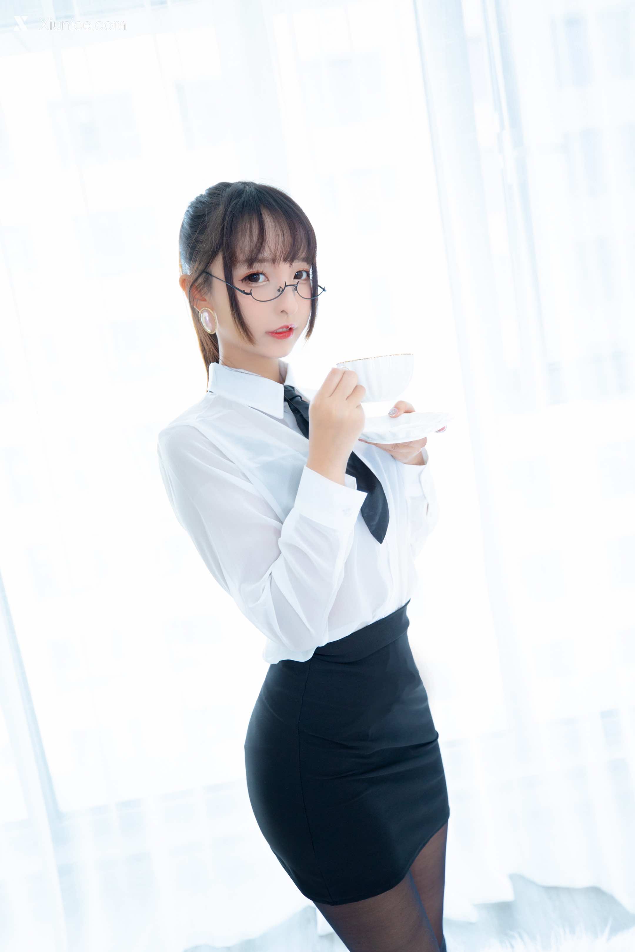 Coser@神楽坂真冬 Vol.055 电子相册-白色办公室《ホワイトオフィス》 第3张