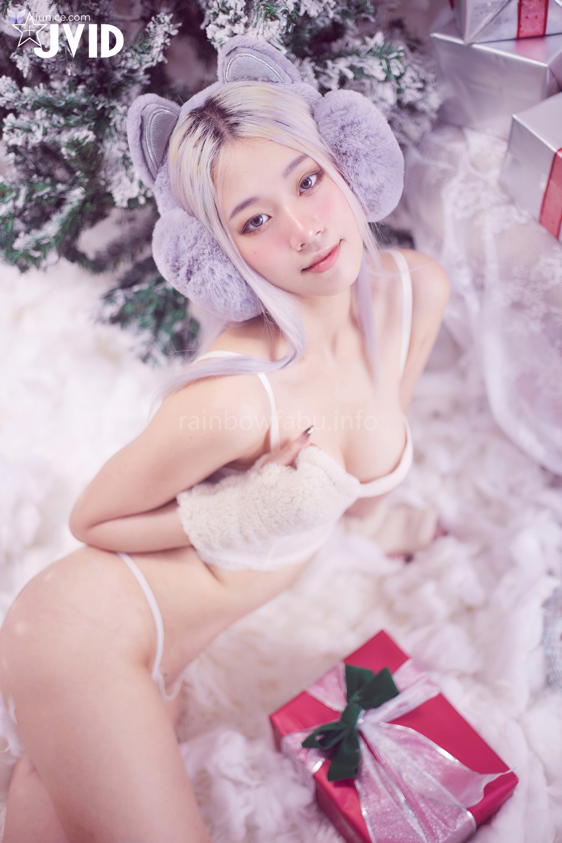 JVID Verna – 性感的愛死寂寞人雪女Verna陪你度過聖誕寒冬 第5张